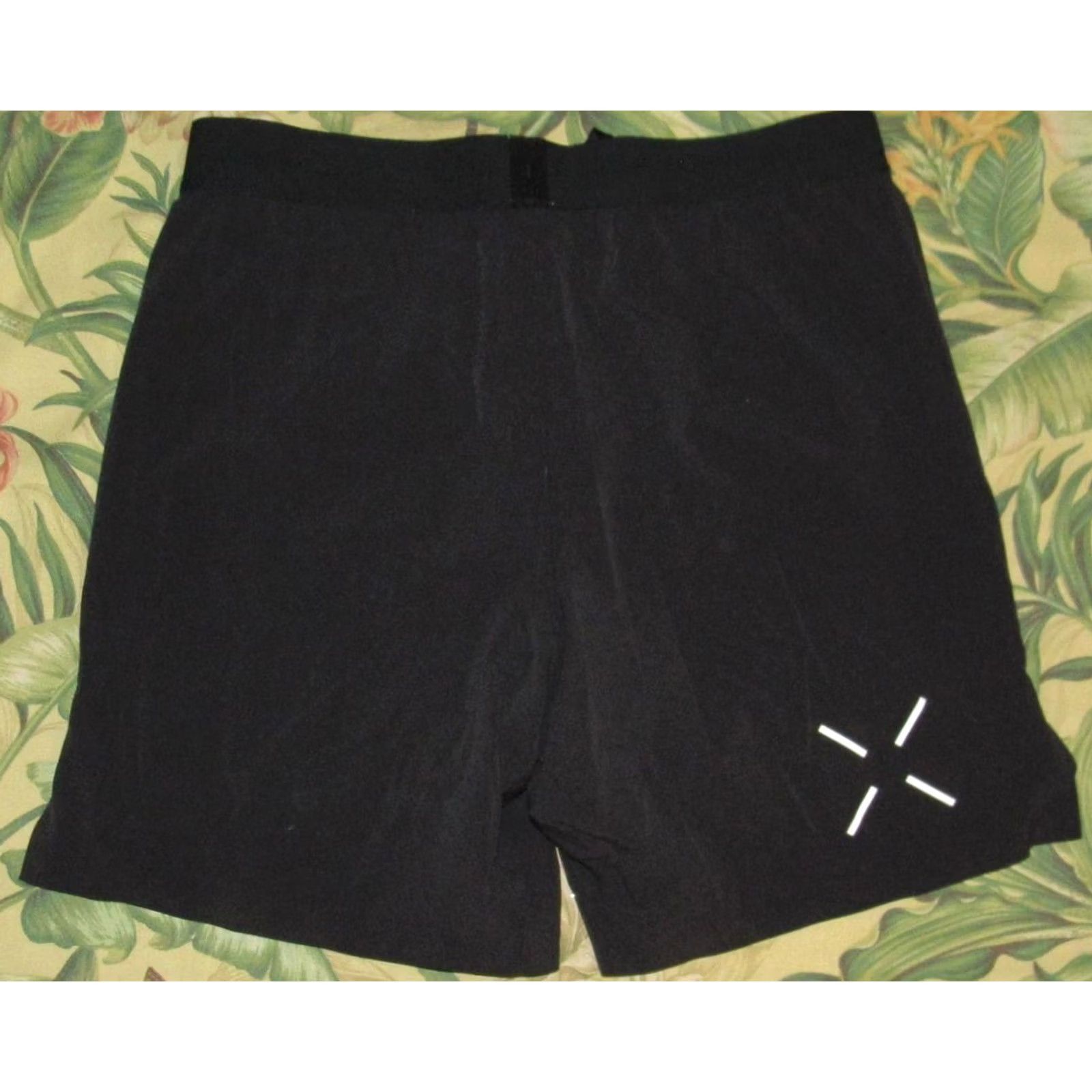 Ten Thousand TEN THOUSAND Black Lined 7" Interval Shorts Small Mens XS? Size US 29 - 3 Thumbnail