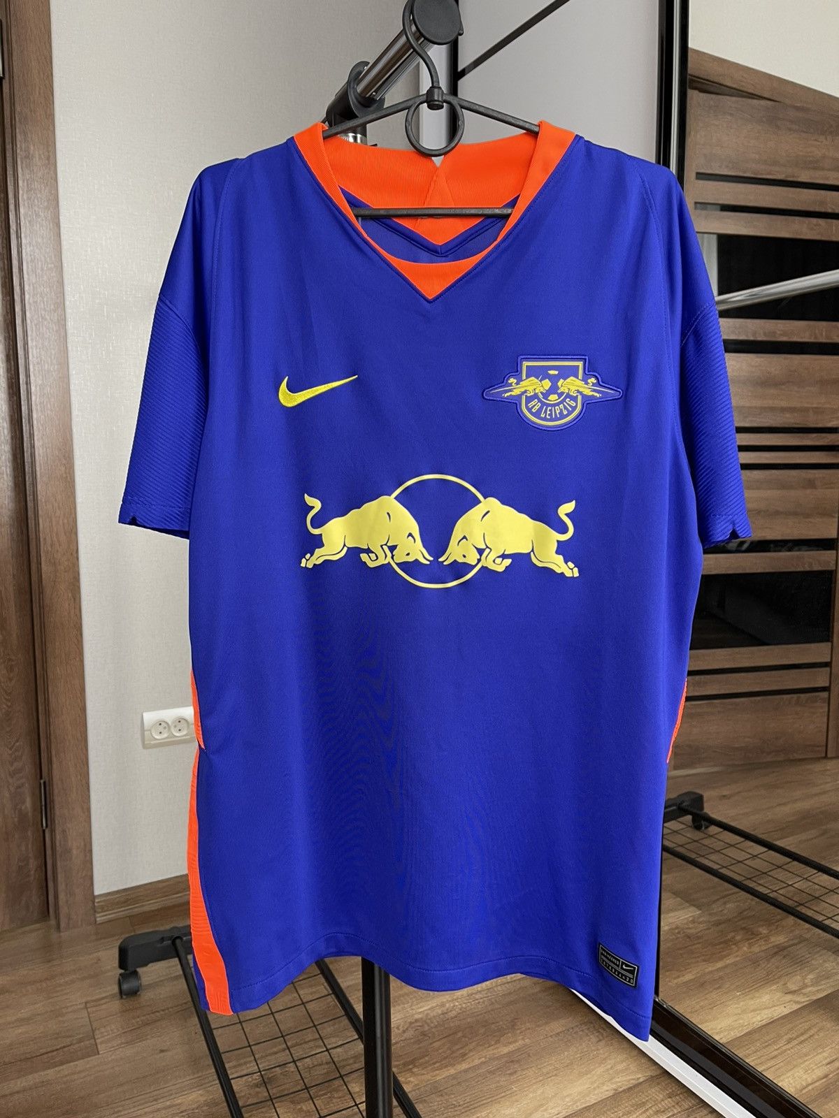 Nike 2020/2021 Nike RB Leipzig Red Bull Soccer Jersey T-Shirt Tee Size US L / EU 52-54 / 3 - 3 Thumbnail
