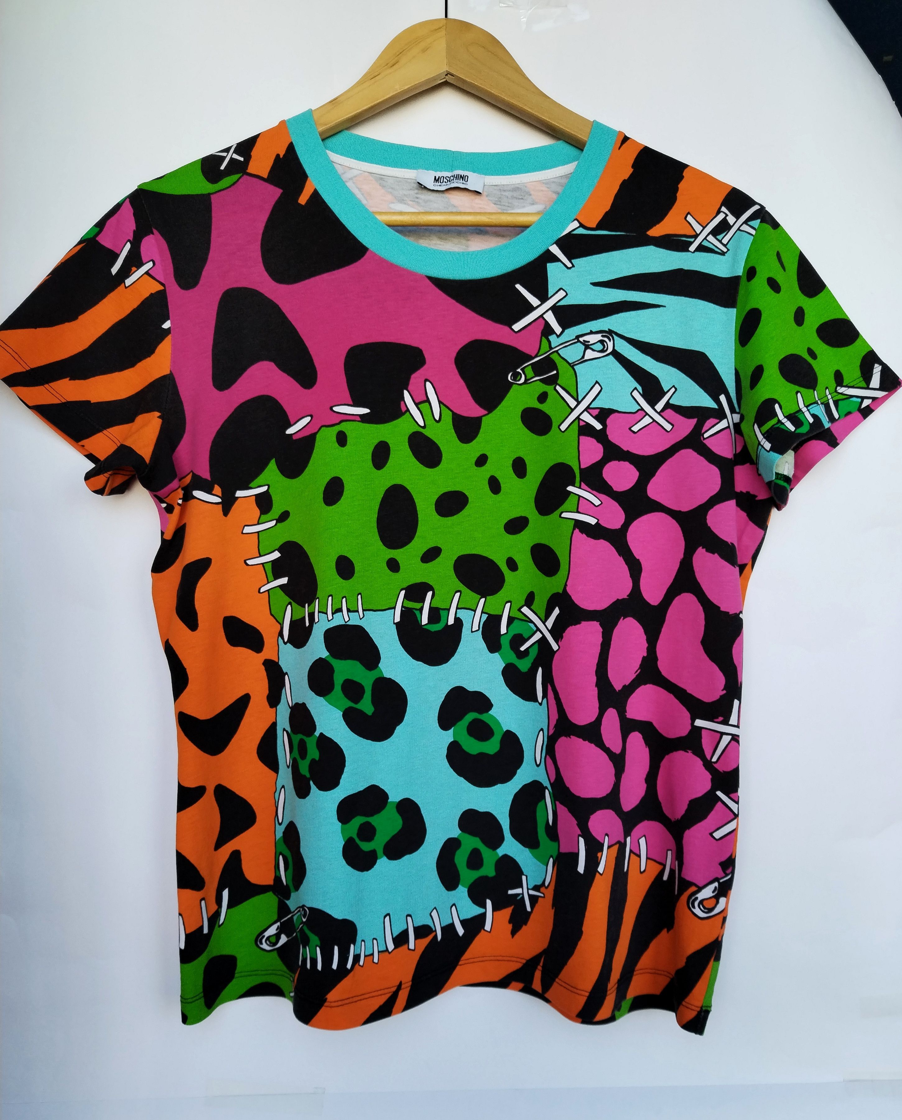 Moschino 'Stone age' fun print t shirt Size XL / US 12-14 / IT 48-50 - 1 Thumbnail