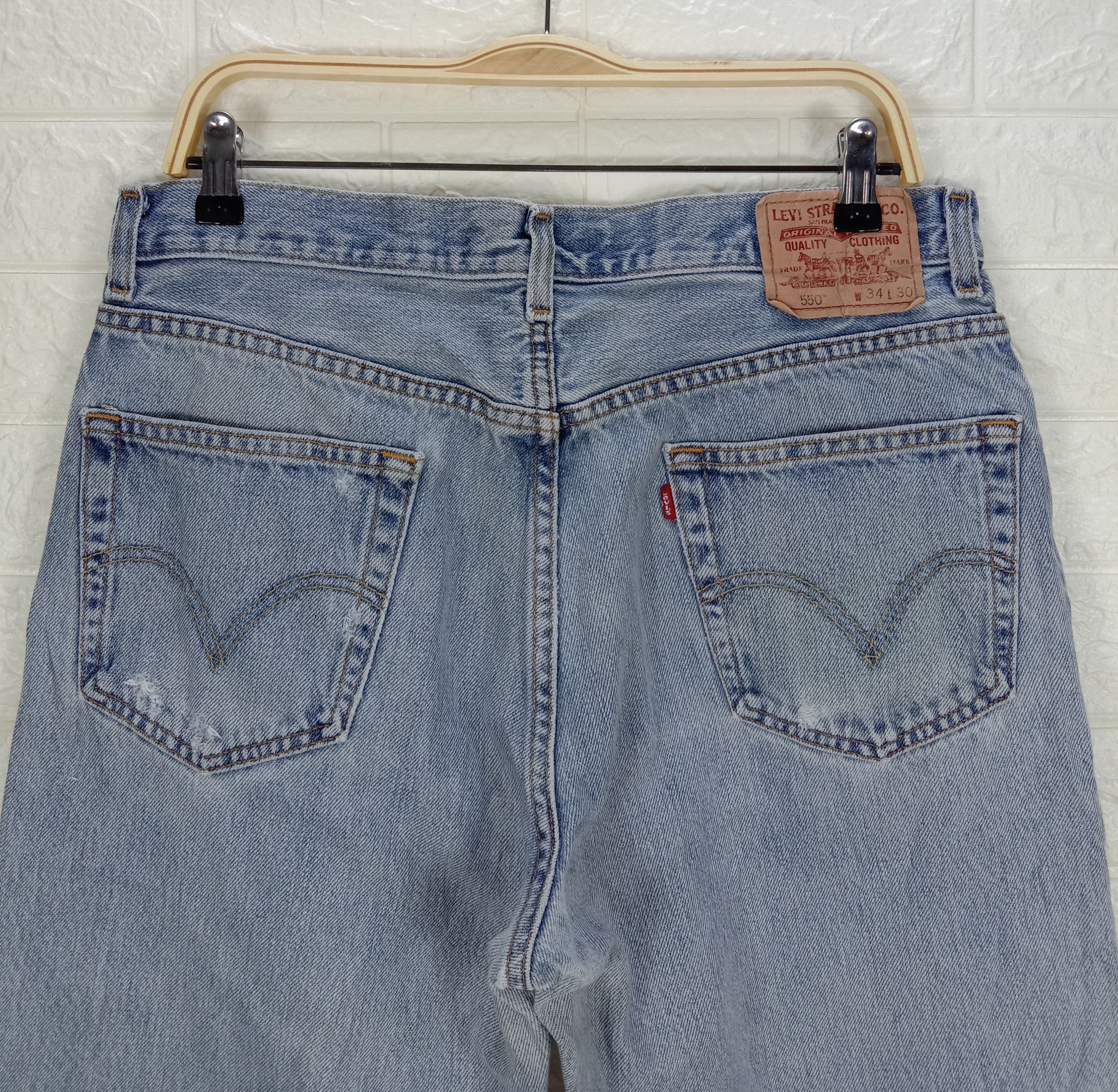 Levi's Vintage Levi's 550 Jeans Light Wash Distressed Denim Size US 34 / EU 50 - 6 Thumbnail