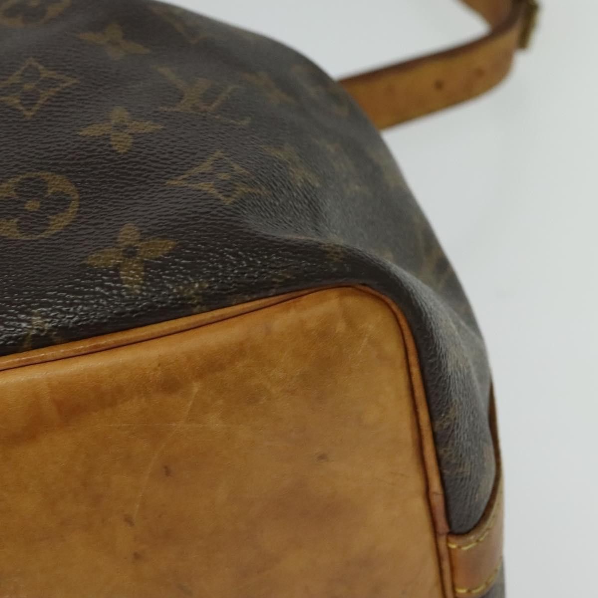 Louis Vuitton LOUIS VUITTON Monogram Petit Noe Shoulder Bag M42226 Size ONE SIZE - 14 Thumbnail