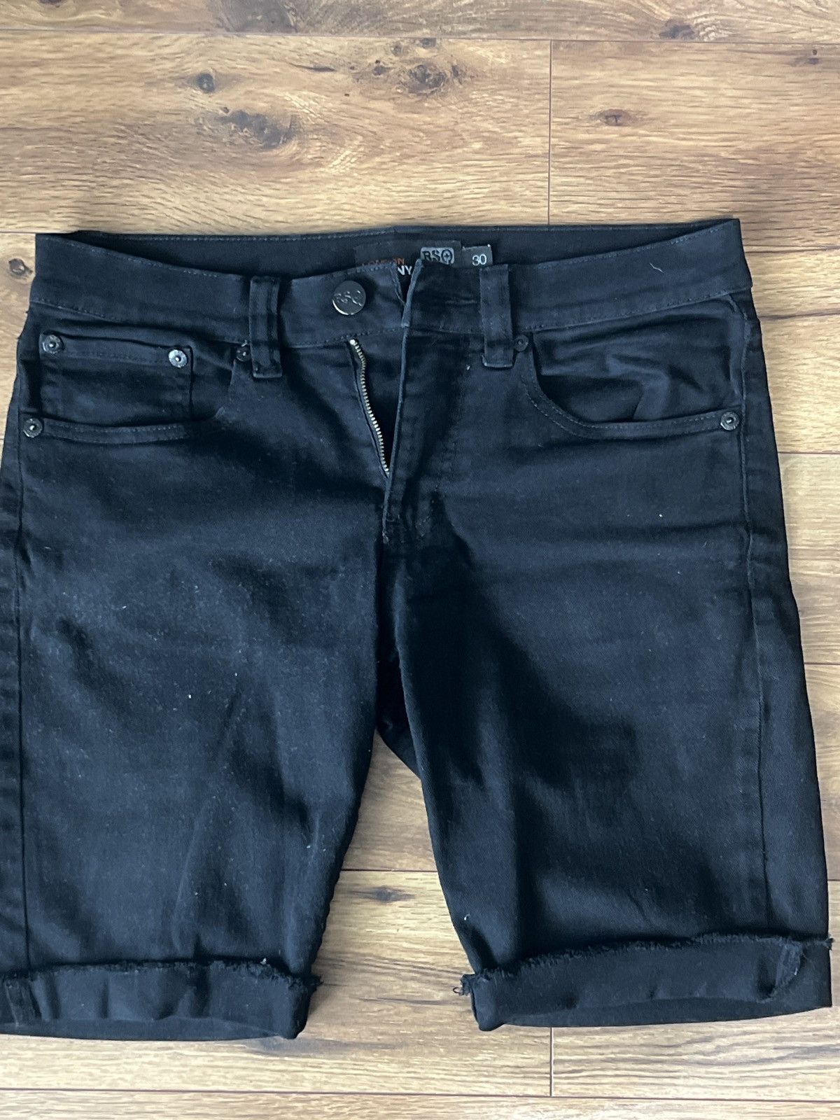 Rsq RSQ skinny denim shorts Size US 30 / EU 46 - 1 Thumbnail