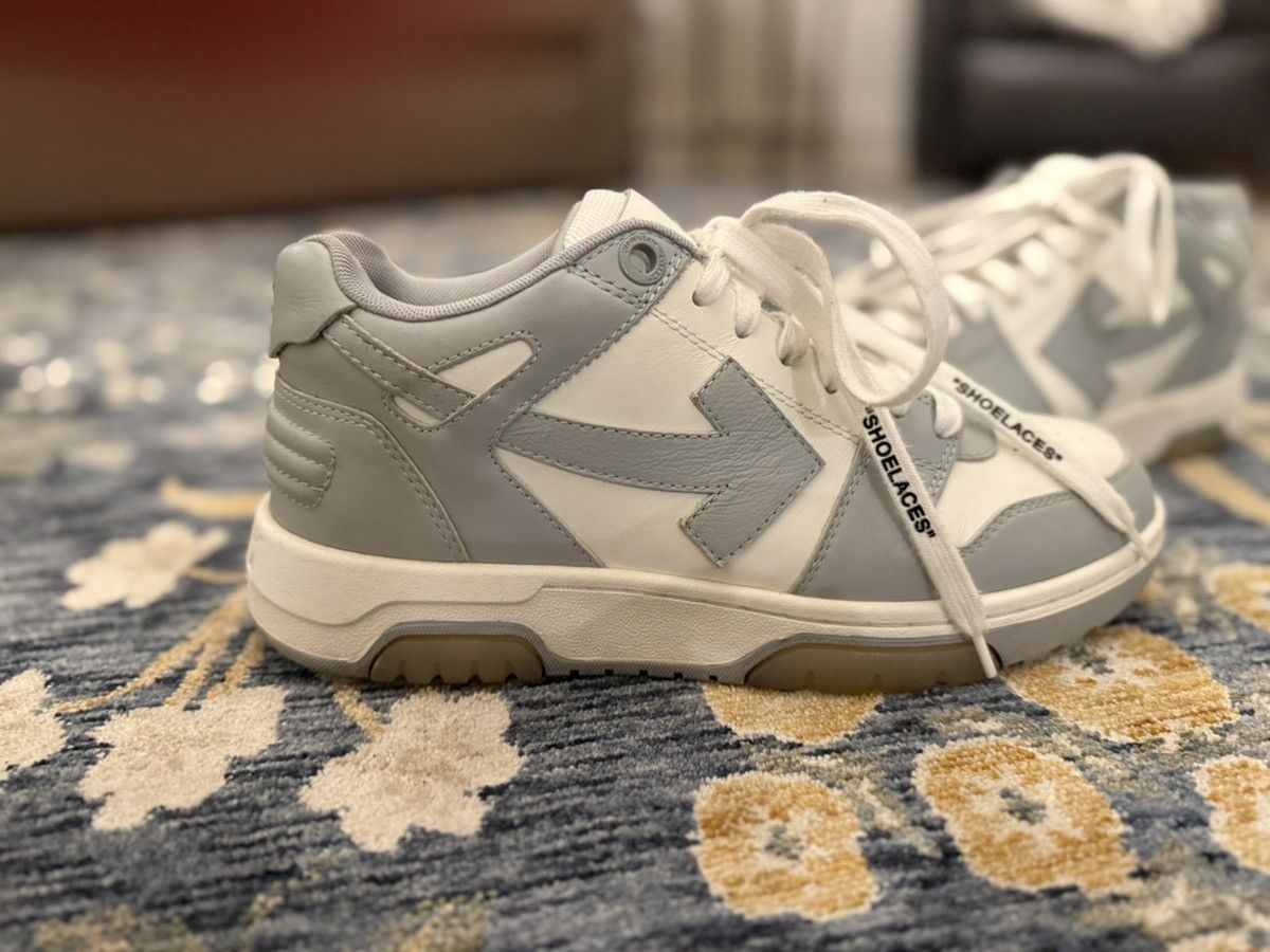Off-White Off-white out of office Size US 8.5 / IT 38.5 - 3 Thumbnail