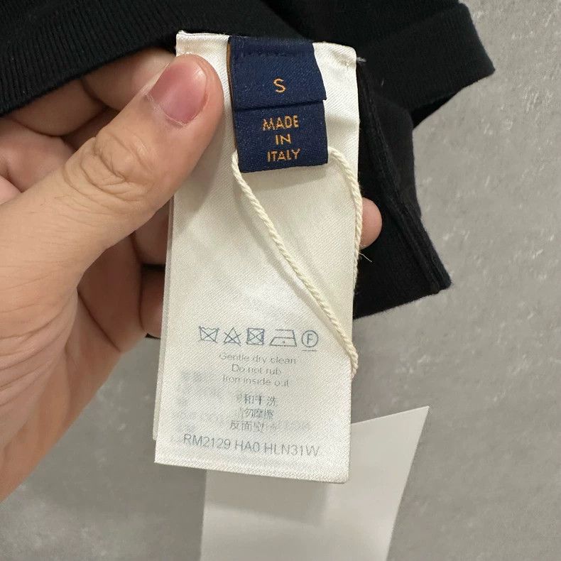 Louis Vuitton Louis Vuitton Phantom letter logo black knitted short sleev Size US S / EU 44-46 / 1 - 6 Thumbnail