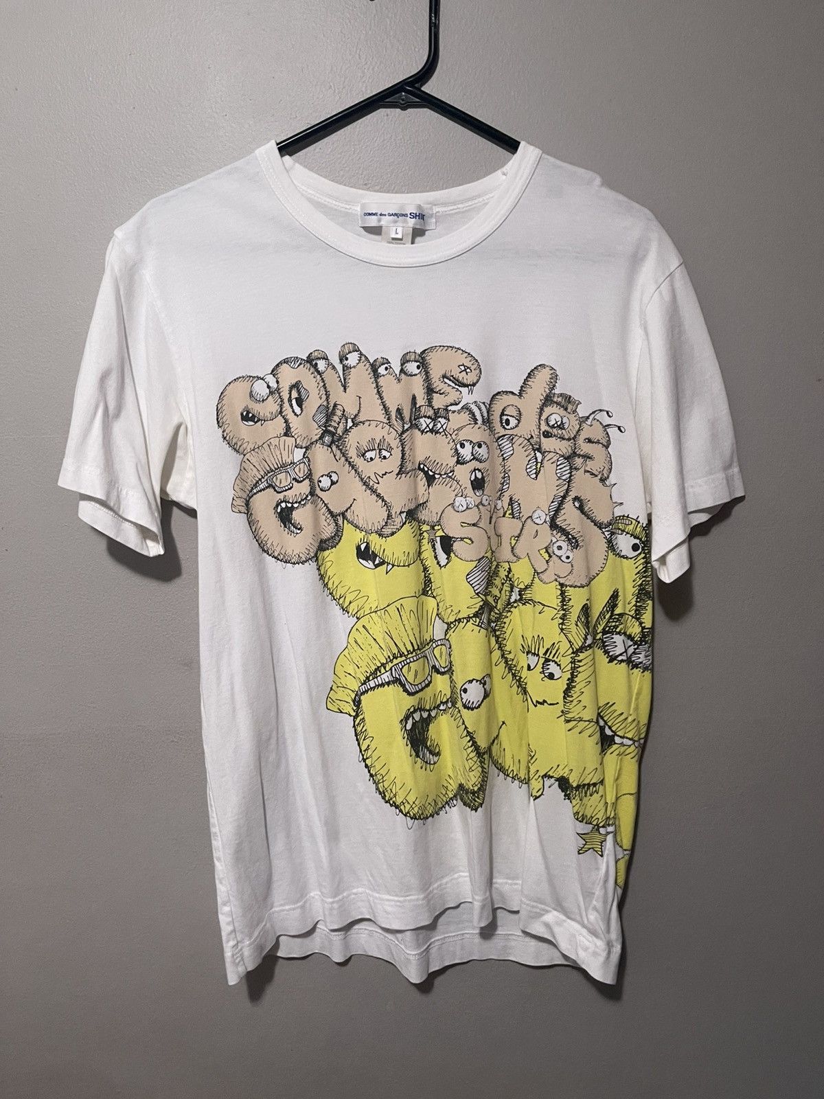Comme des Garcons PLAY × Kaws Comme des garçons x kaws tee Size US L / EU 52-54 / 3 - 1 Thumbnail