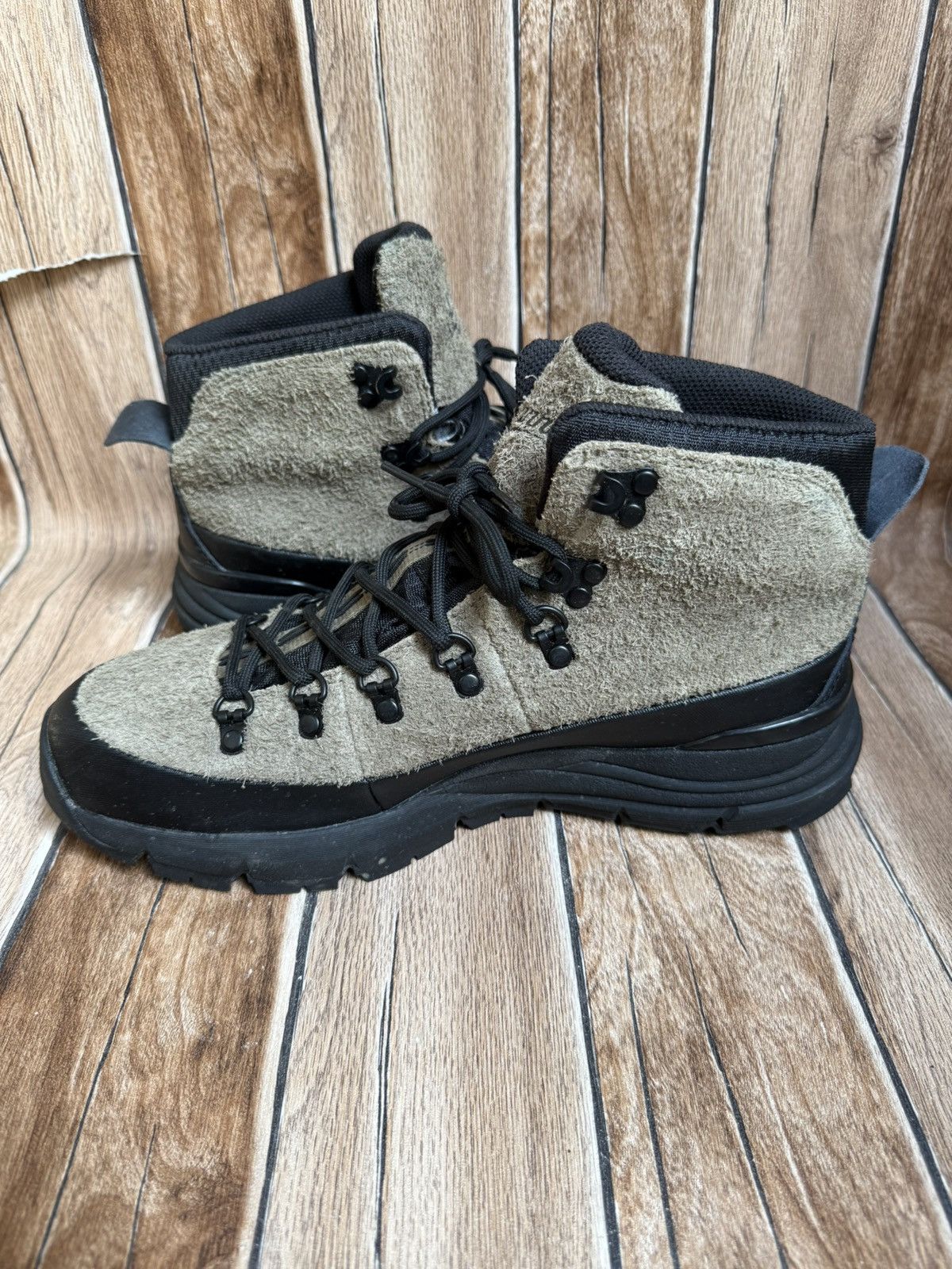 Danner Mountain hiking boots Size US 8 / EU 41 - 9 Thumbnail