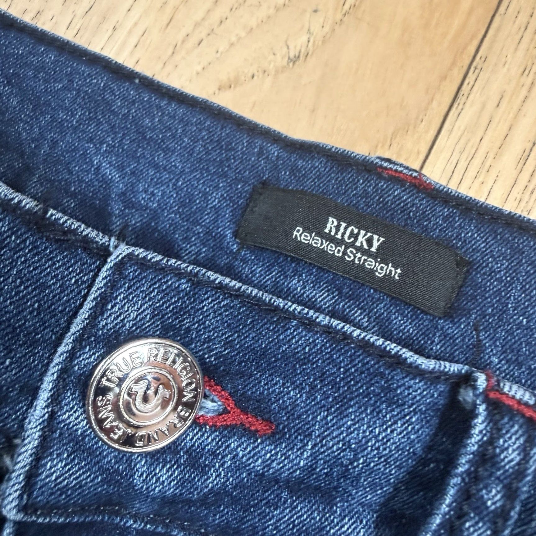 True Religion True Religion Ricky Jeans Mens 34x33 Relaxed Straight Blue Jeans Mens 34 Relaxed Straight Blue Ricky 33 in inseam Size US 34 / EU 50 - 4 Thumbnail