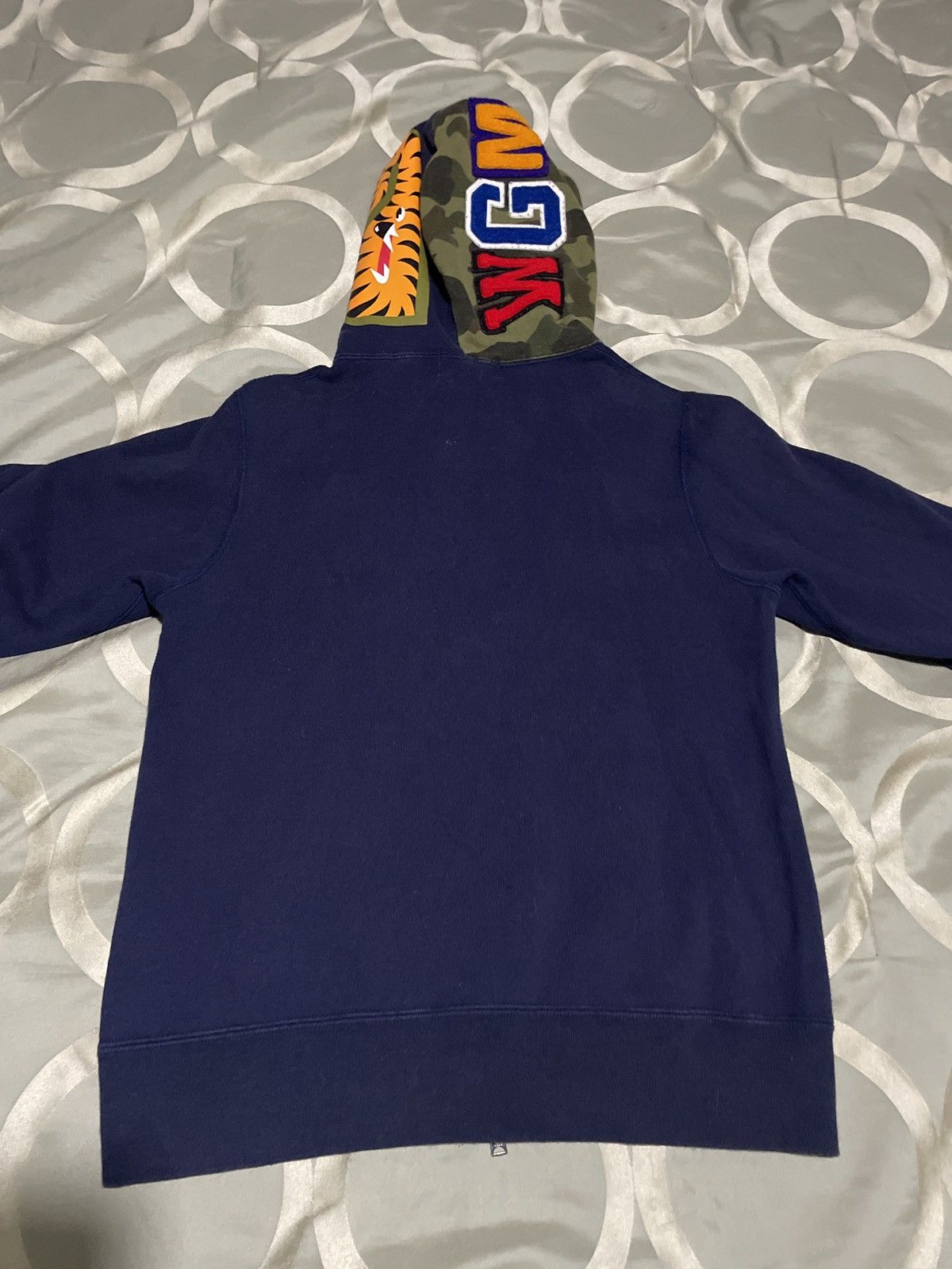 Bape Bape navy half green camo shark hoodie S Size US S / EU 44-46 / 1 - 2 Thumbnail