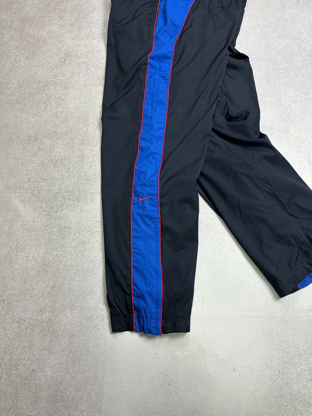 Nike ACG × Supreme Vintage Nike Tn Skepta Style Baggy Nylon Track Pants L Size US 34 / EU 50 - 4 Thumbnail
