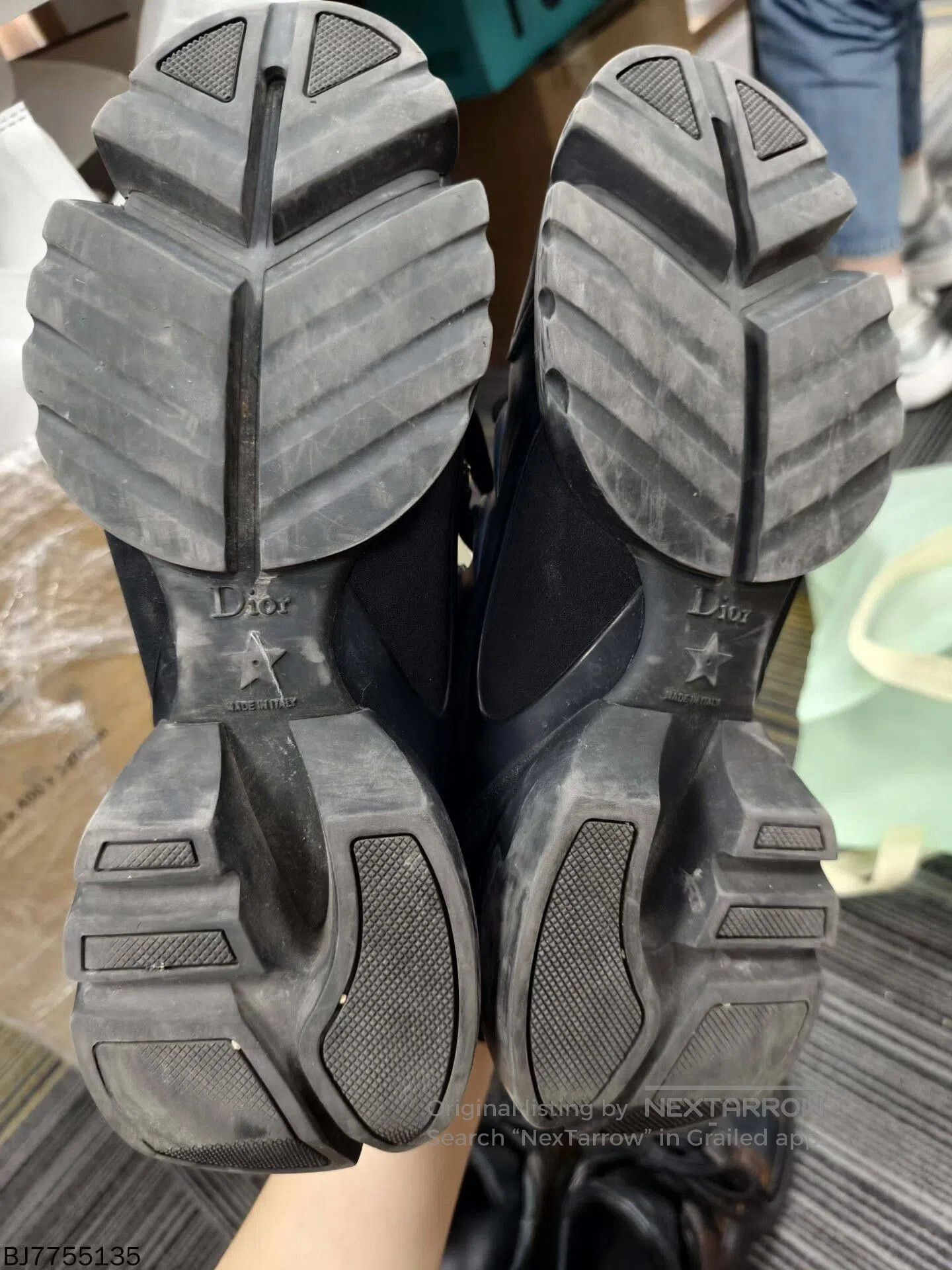 Dior dior d-connect low-top casual sneakers size 37. Size US 5 / EU 37 - 8 Thumbnail
