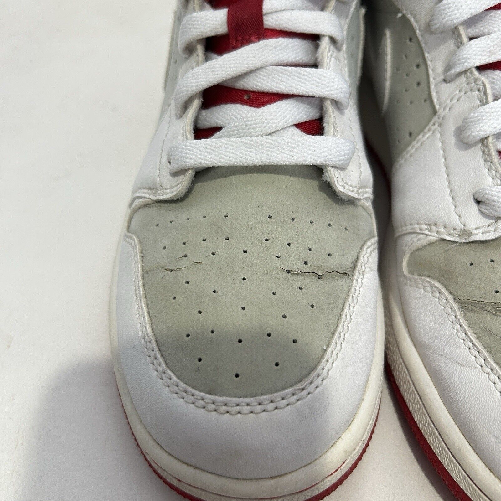 Nike Nike Air Jordan 1 Retro Mid GS “Hare” 2009 Size US 8.5 / IT 38.5 - 9 Thumbnail