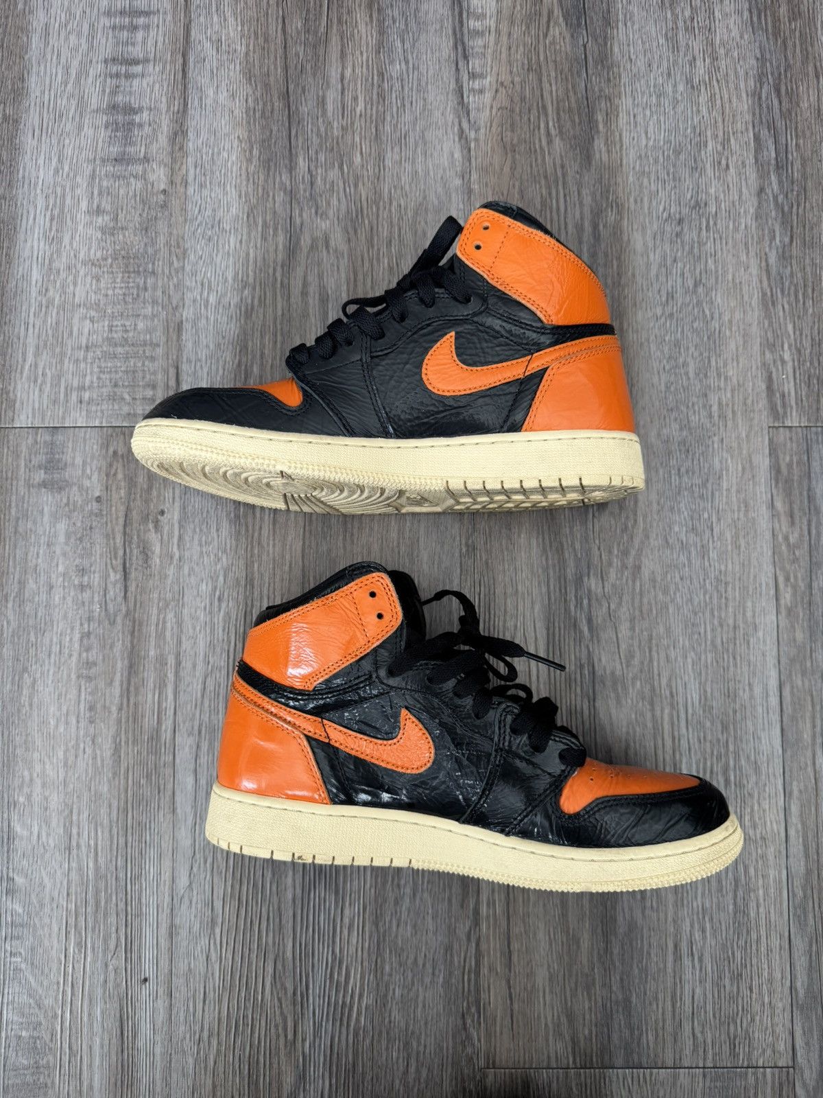 Jordan Brand Air Jordan 1 Retro High OG Shattered Backboard 3.0 Size US 8.5 / IT 38.5 - 1 Thumbnail