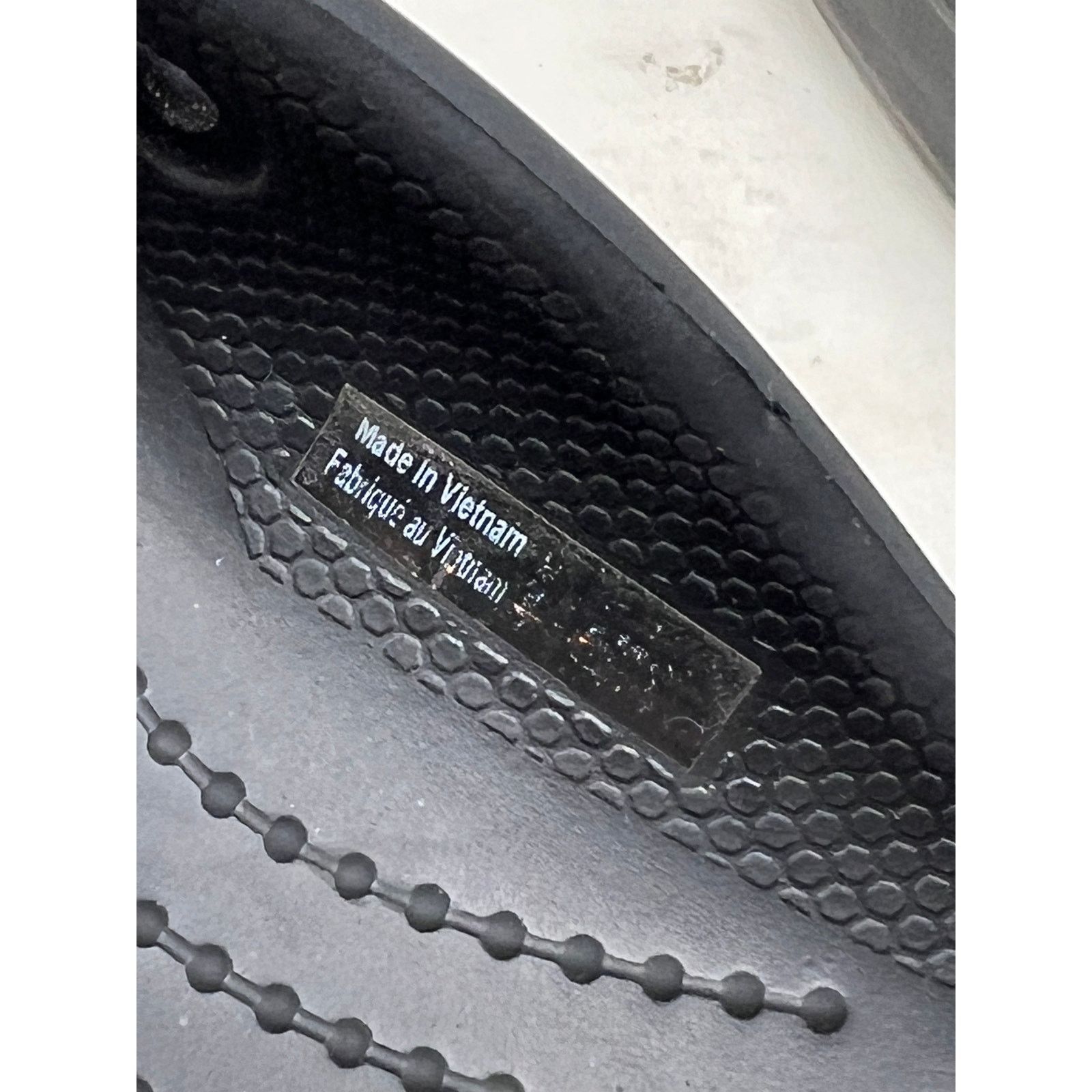 Crocs Crocs Sandals/Flip Flops Gray Men's Size 11 Size US 11 / EU 44 - 4 Thumbnail