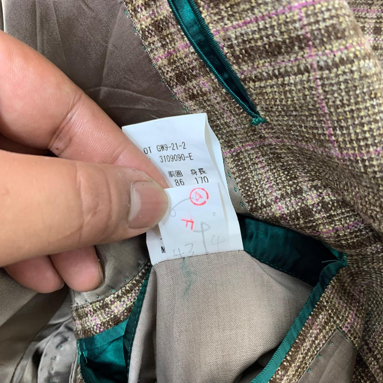 Loro Piana Hickey Freeman x Loro Piana Zelander Dream Wool Plaid Blazer Size 38R - 18 Thumbnail