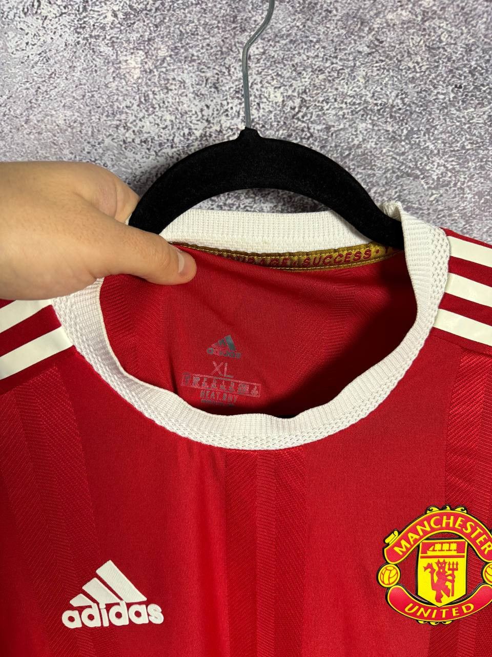 Adidas R.VARANE Manchester United 2021/22 Adidas Soccer Jersey Size US XL / EU 56 / 4 - 10 Thumbnail