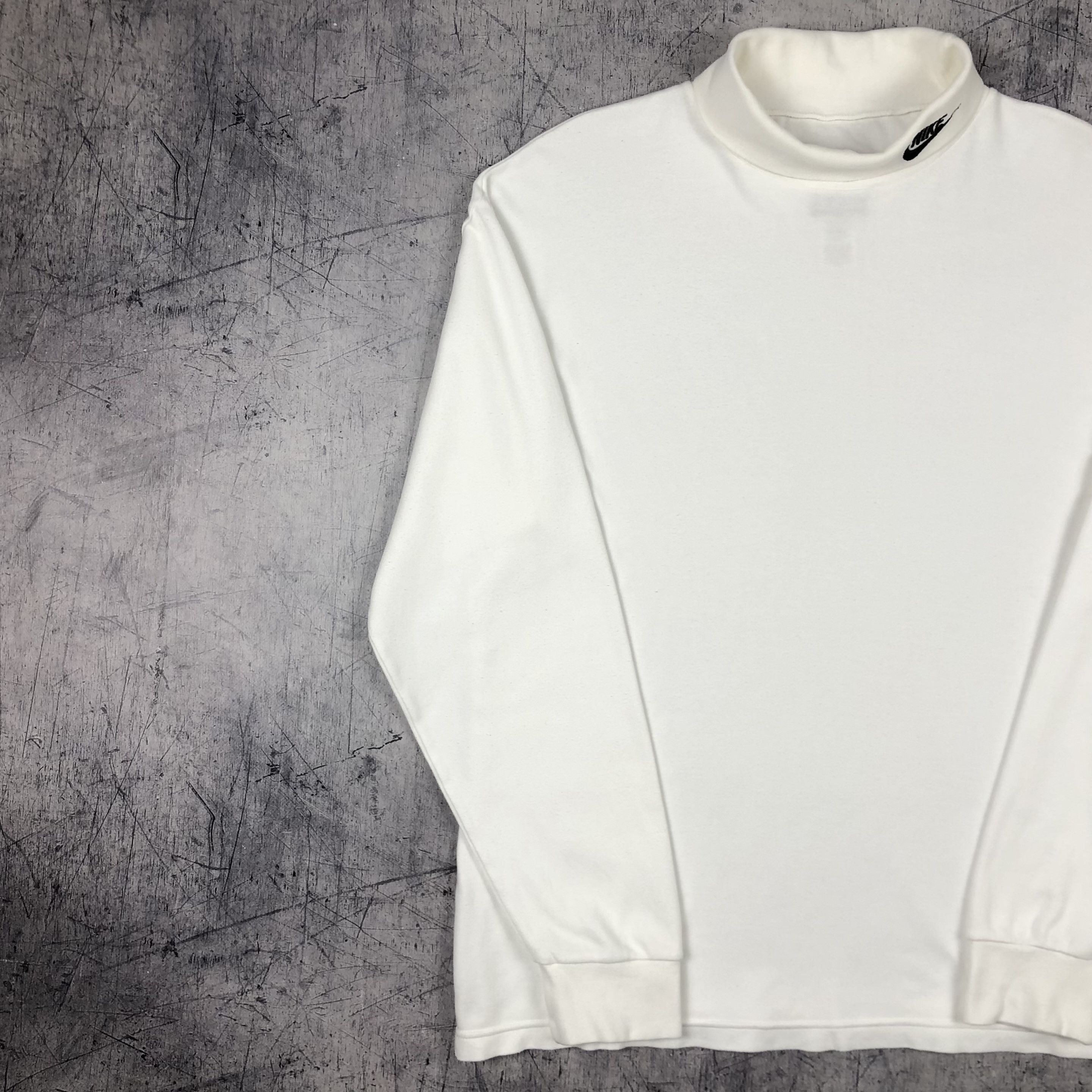 Nike Vintage 80s Nike Turtleneck Long-Sleeve Size US L / EU 52-54 / 3 - 8 Thumbnail