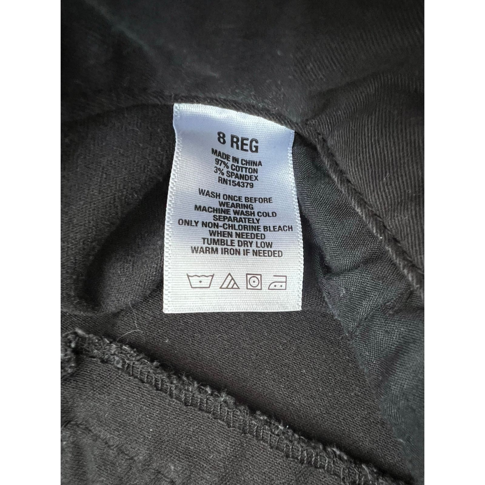 Aeropostale Aeropostale Mid-Rise Straight Leg Black Pants Size 8 Regular Size 30" / US 8 / IT 44 - 8 Thumbnail