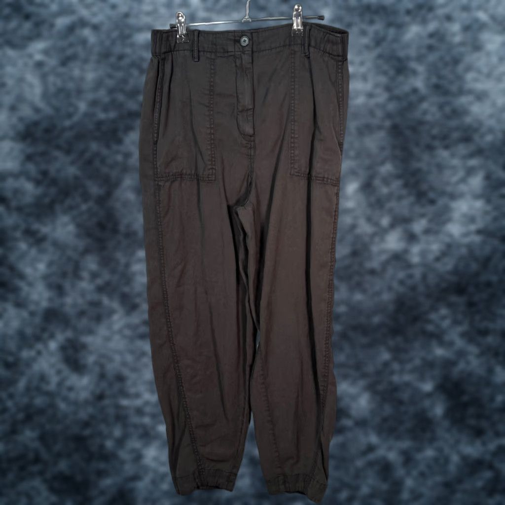 Banana Republic Banana Republic Womens Size M Tall Charcoal Gray Relaxed Chino Pants Size 30" / US 8 / IT 44 - 1 Thumbnail