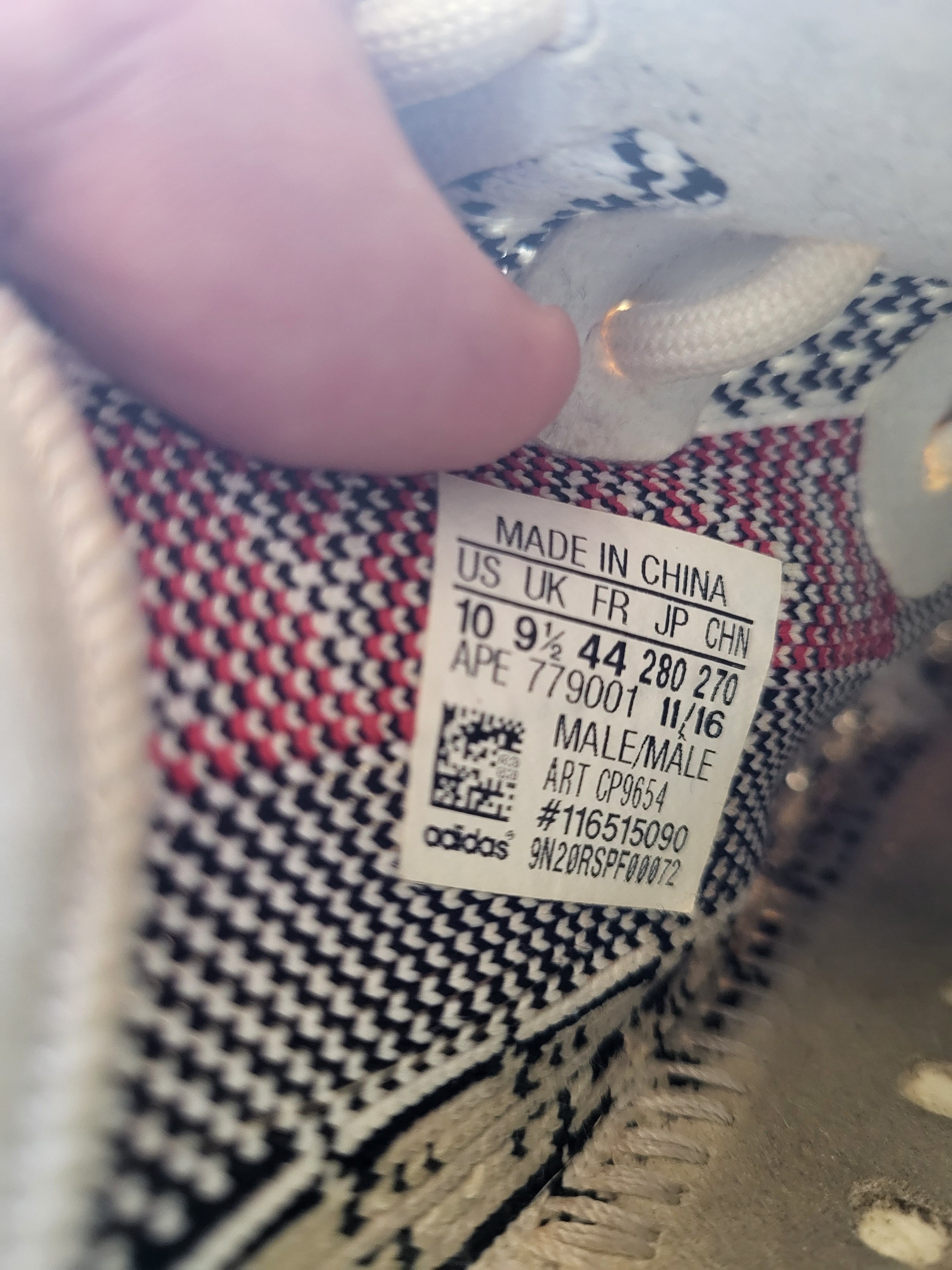 Adidas × Kanye West Og zebra ultraboost Size US 10 / EU 43 - 4 Thumbnail