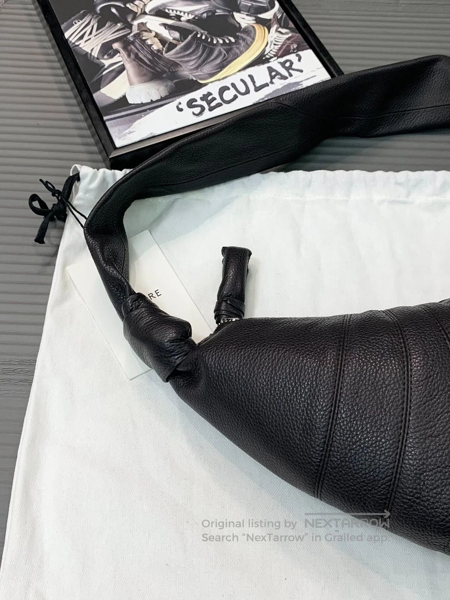 Lemaire Lemaire Small Dark Chocolate Croissant Bag. Size ONE SIZE - 8 Thumbnail