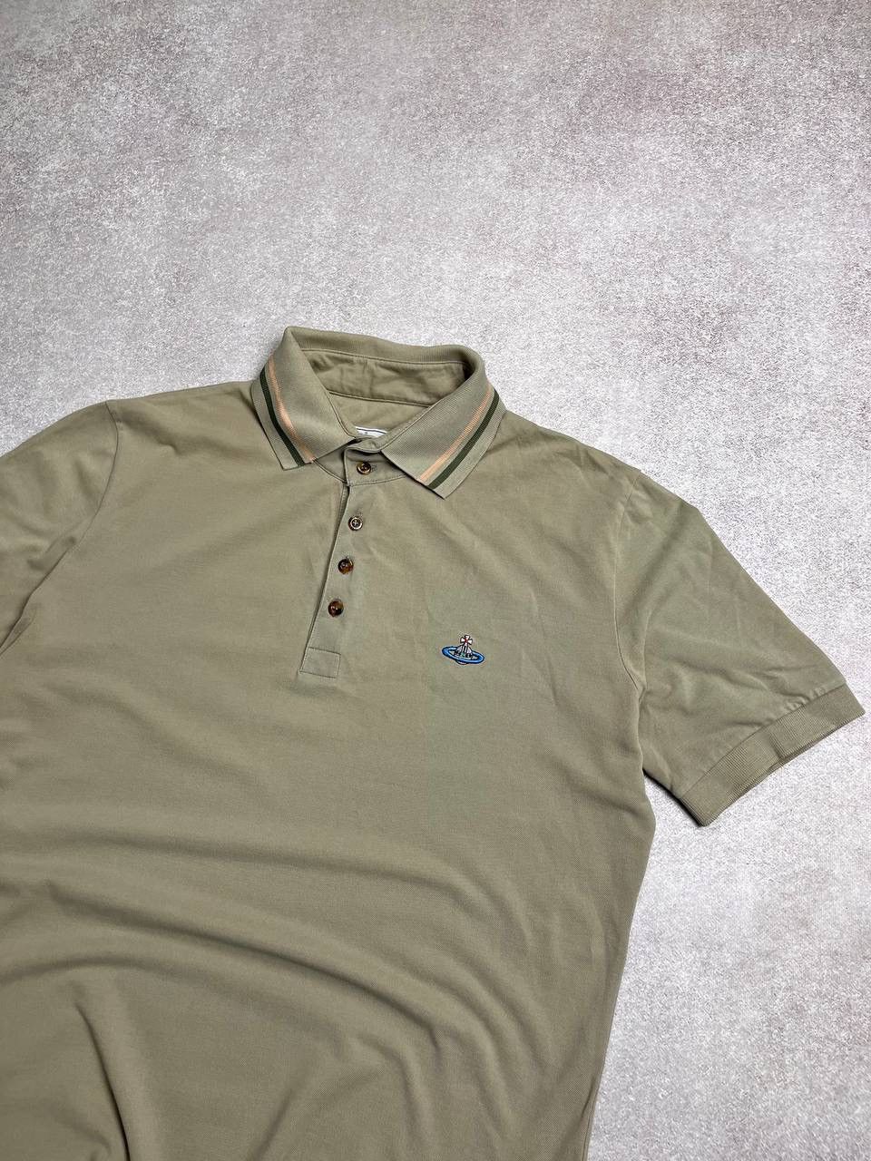 Vintage Vintage Vivienne Westwood Orb Saturn Logo Polo Shirt XL Size US XL / EU 56 / 4 - 2 Thumbnail