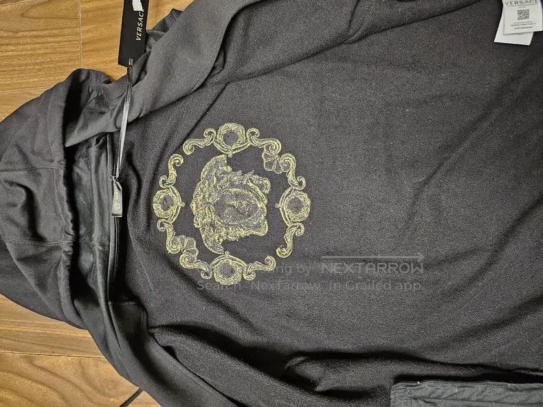 Versace Versace Heavy industry embroidered men's hooded sweatshirt Size US XS / EU 42 / 0 - 5 Thumbnail