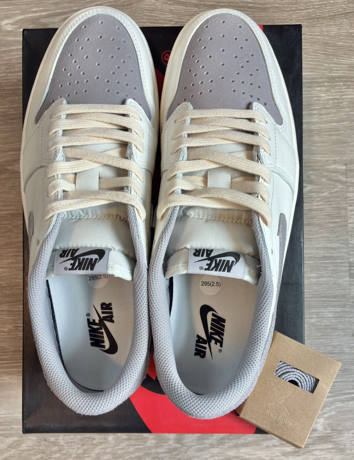 Jordan Brand Jordan 1 Retro Low Atmosphere Grey Size US 11.5 / EU 44-45 - 6 Thumbnail