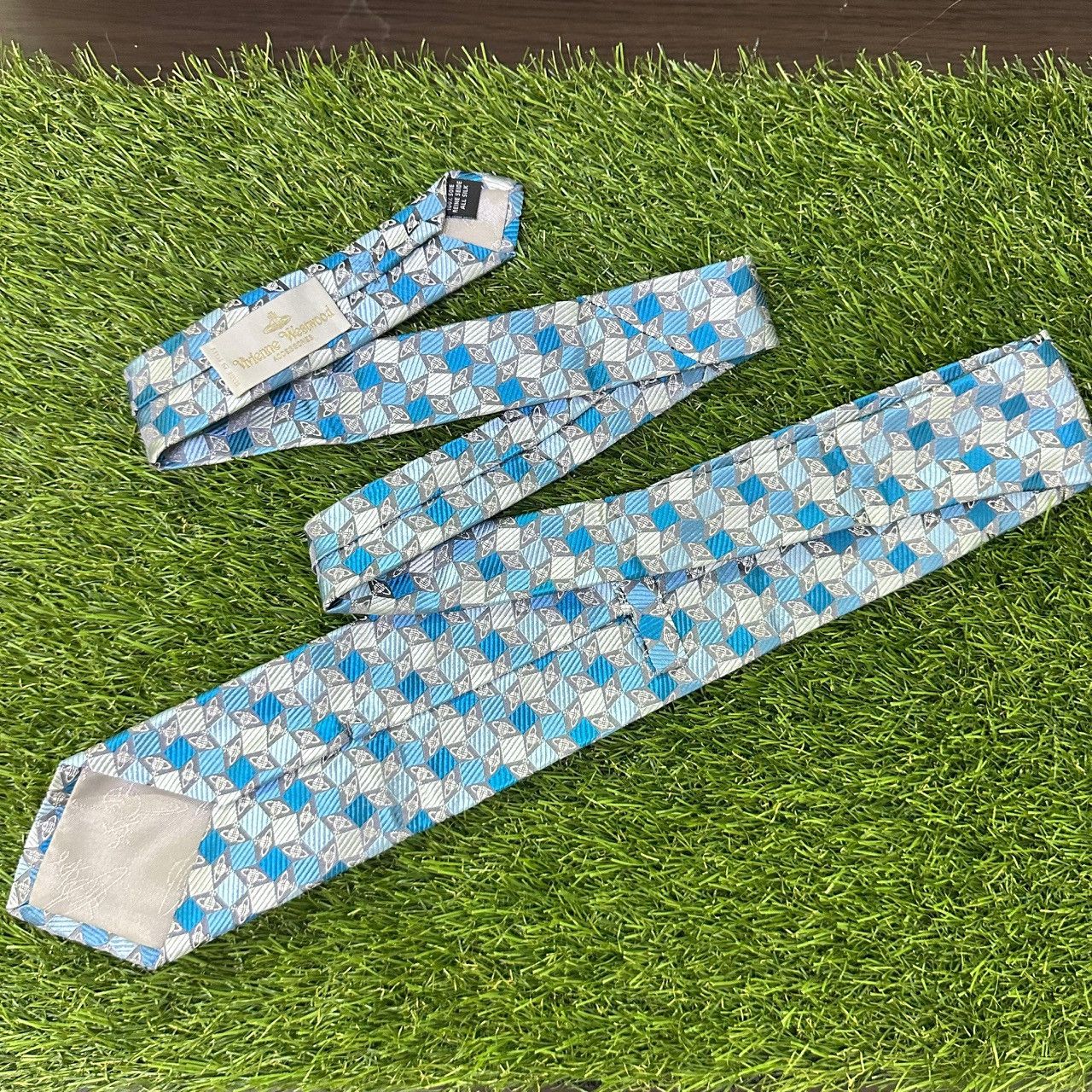 Vivienne Westwood Vivienne Westwood Silk Tie Blue Geometric Orb Italy Size ONE SIZE - 8 Thumbnail