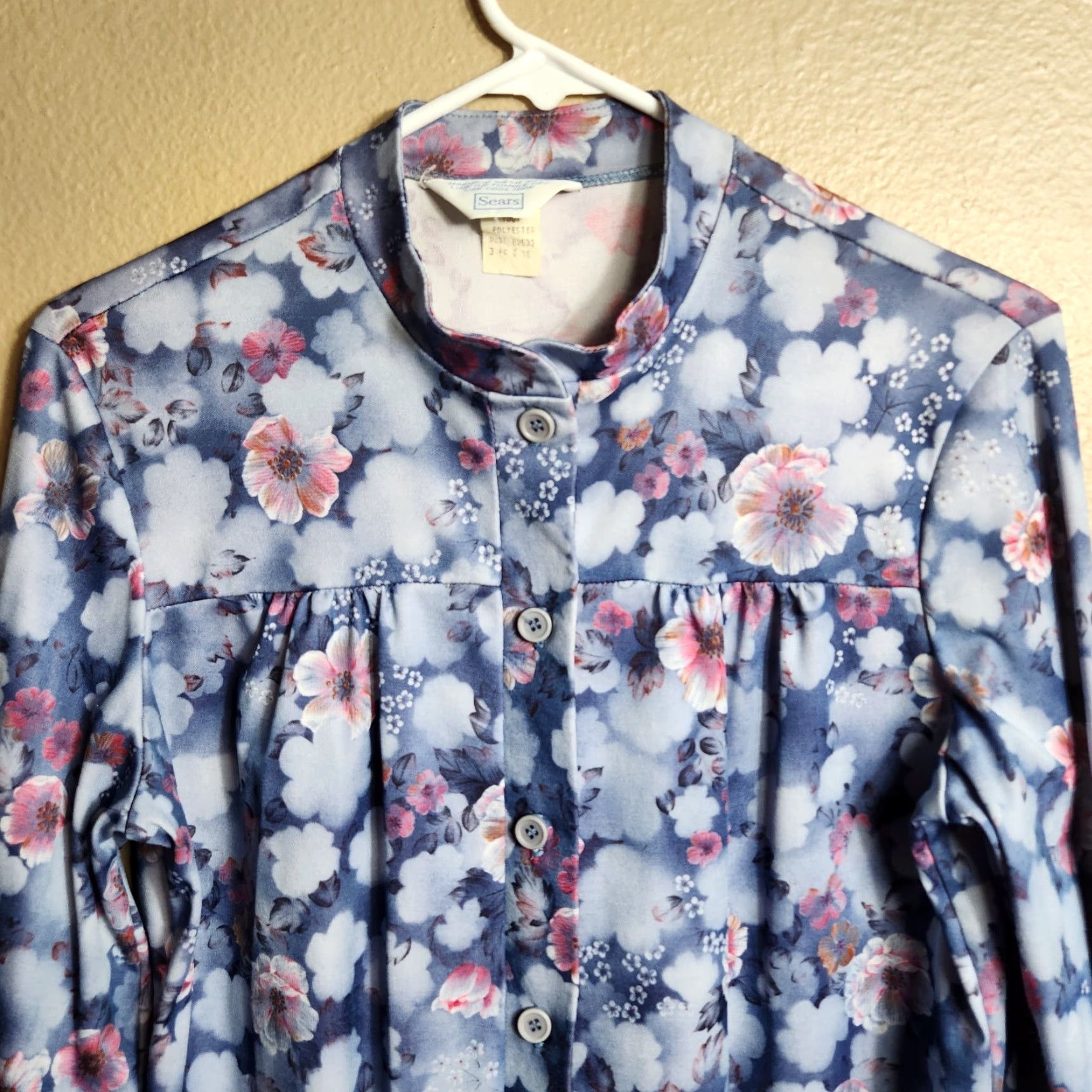 Sears Sears Womens Vintage 70s Blue Floral Buttonfront Shirt-Size 16 Shirt Womens 70s Blue Floral Secretary/Geek 16 Size XXL / US 16-18 / IT 52-54 - 2 Thumbnail