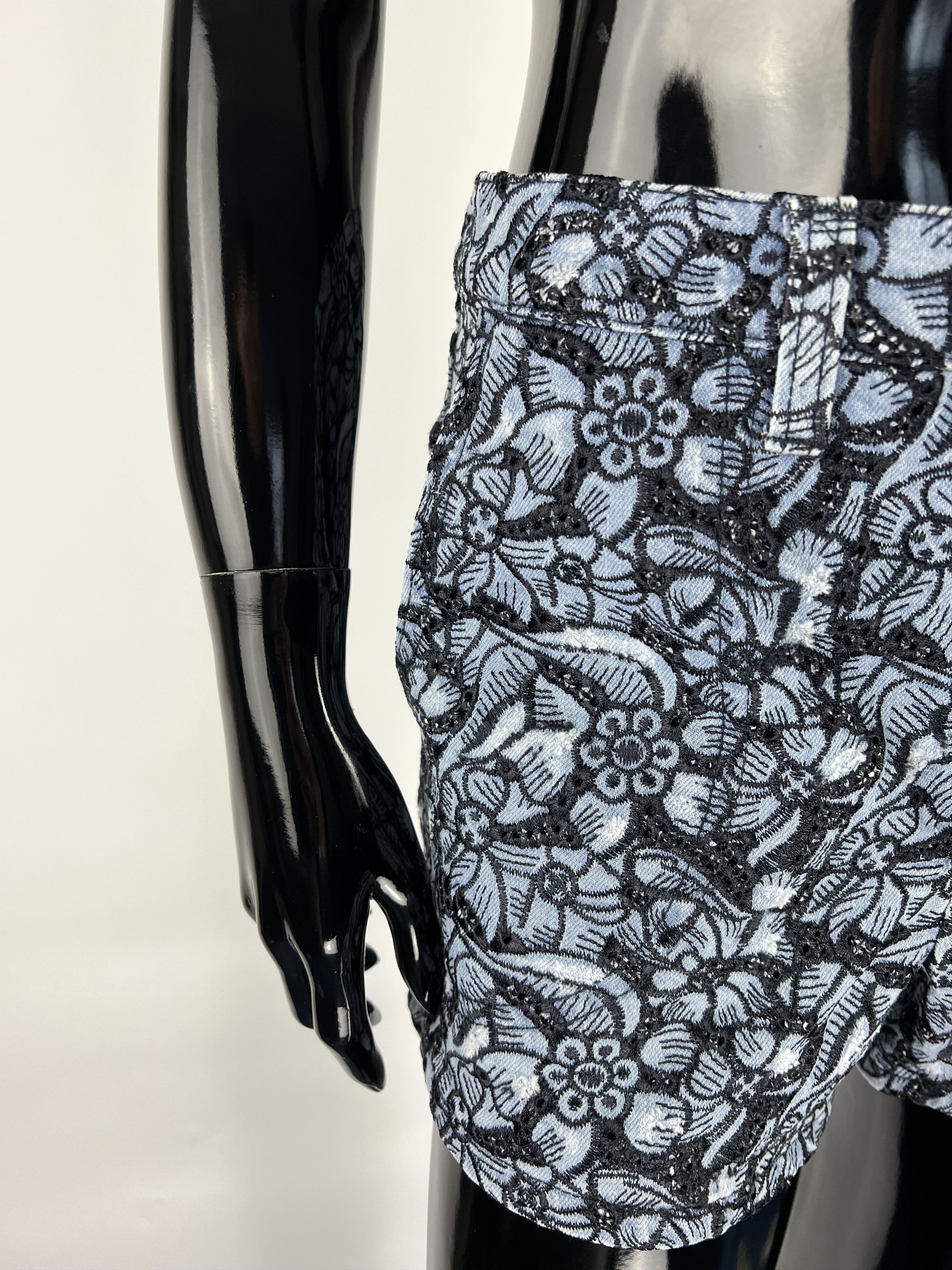 Isabel Marant Isabel Marant Etoile Blue Embroidered Floral Short Size 32" / US 10 / IT 46 - 6 Thumbnail