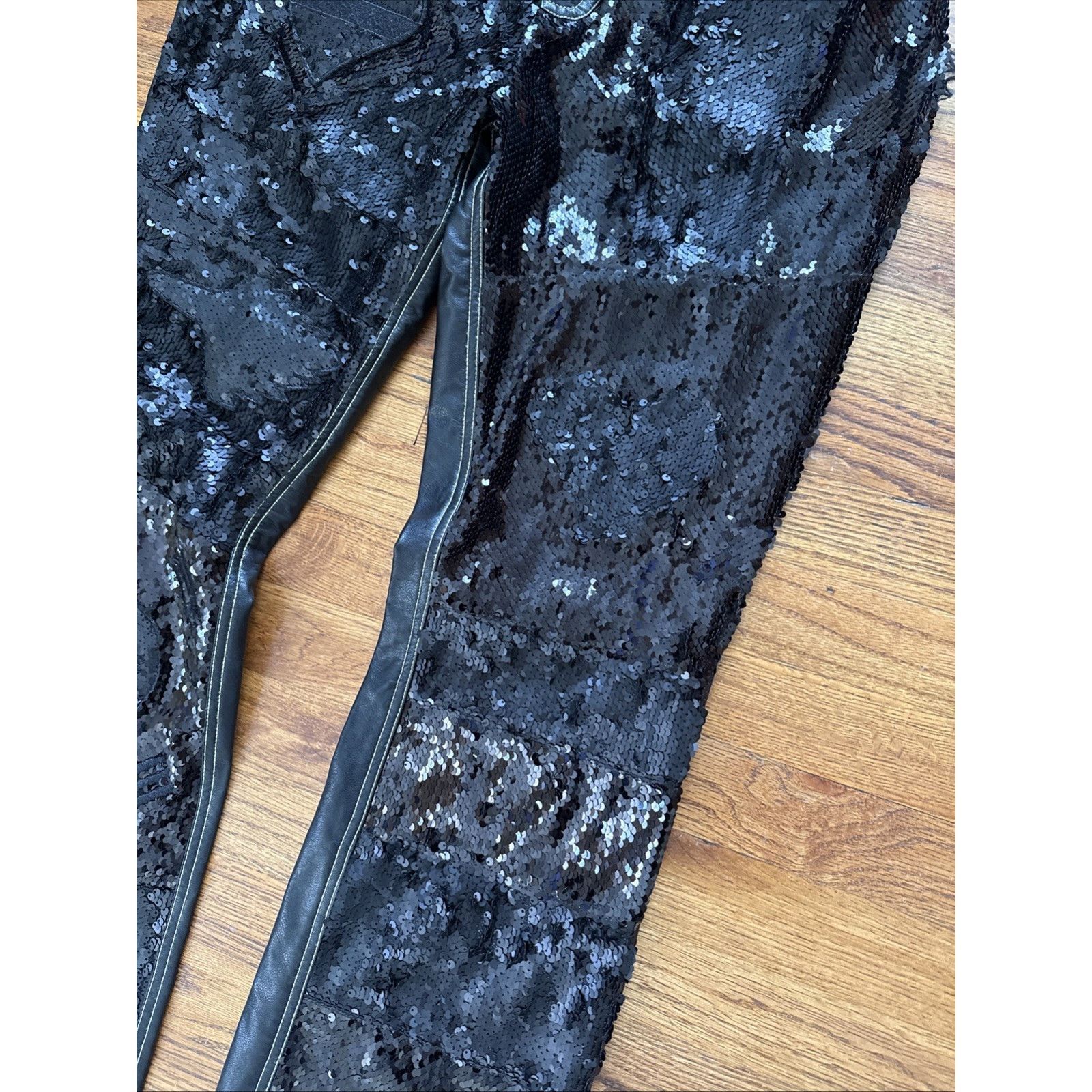 Whensmokeclears Whensmokeclears WSC SEQUIN PANTS Men’s Size 38 SEE PHOTOS! Size US 38 / EU 54 - 7 Thumbnail