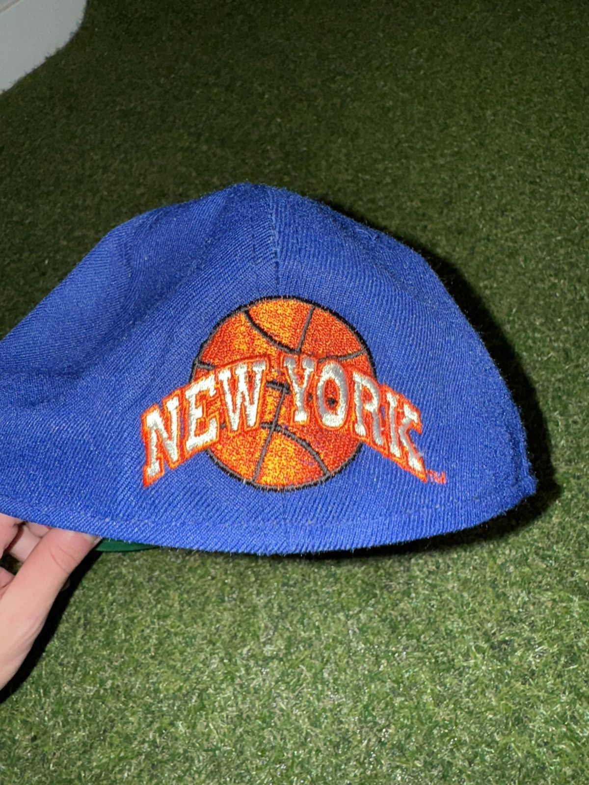 NBA New york knicks 7 1/8 Size ONE SIZE - 2 Thumbnail