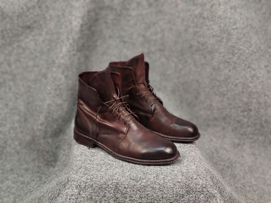 margo leather sneaker