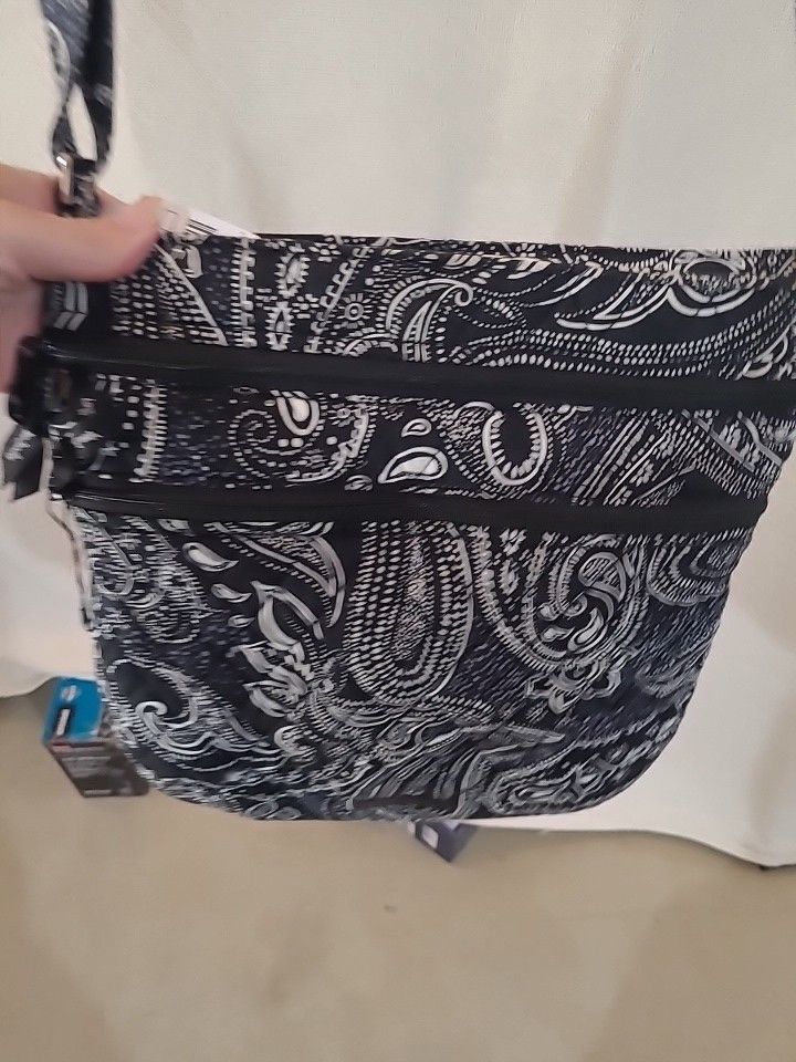 Vera Bradley Vera Bradley Crossbody Paisley Noir Pattern Hipster Size ONE SIZE - 1 Thumbnail