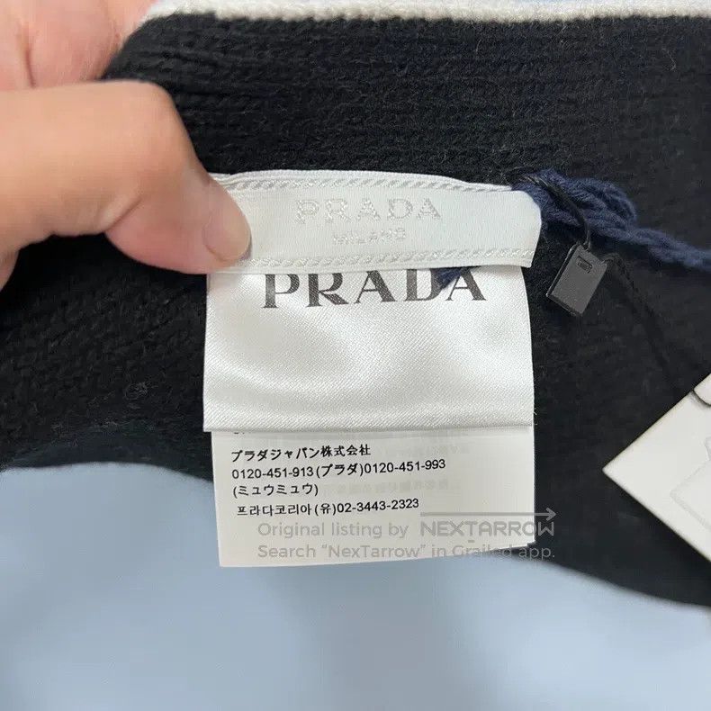 Prada Prada Double-sided useable logo letter velvet scarf Size ONE SIZE - 5 Thumbnail