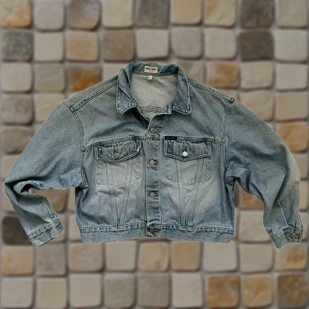 Guess VINTAGE Guess Jeans Denim Trucker Jacket Woman's Jeans USA Made in USA Sz L Blue 90s Signature Denim Trucker Jacket Womens Size 36" / US 14 / IT 50 - 1 Thumbnail