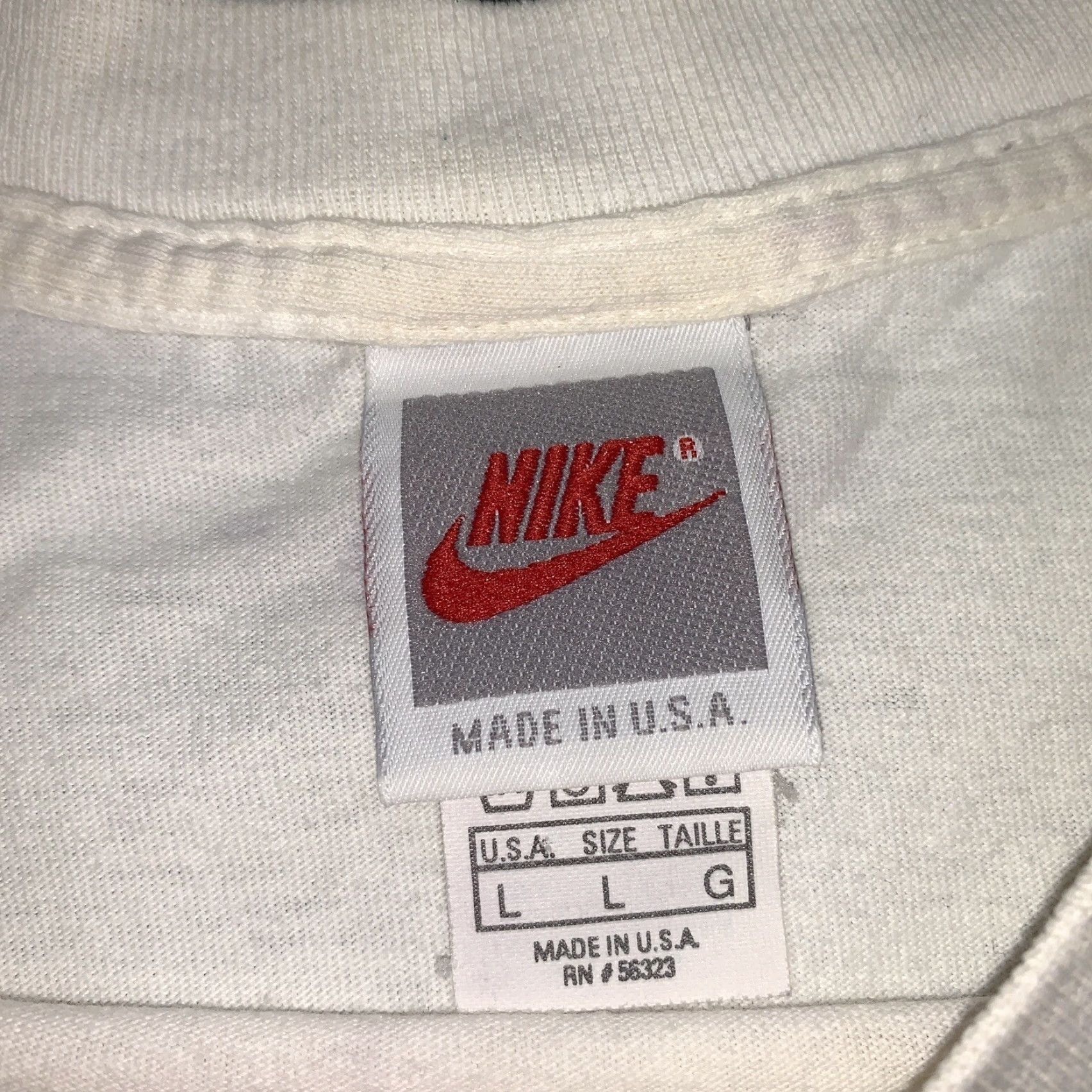 Nike VINTAGE Nike Graphic Tee USA 80s Sportswear Adult L White Size US L / EU 52-54 / 3 - 4 Thumbnail