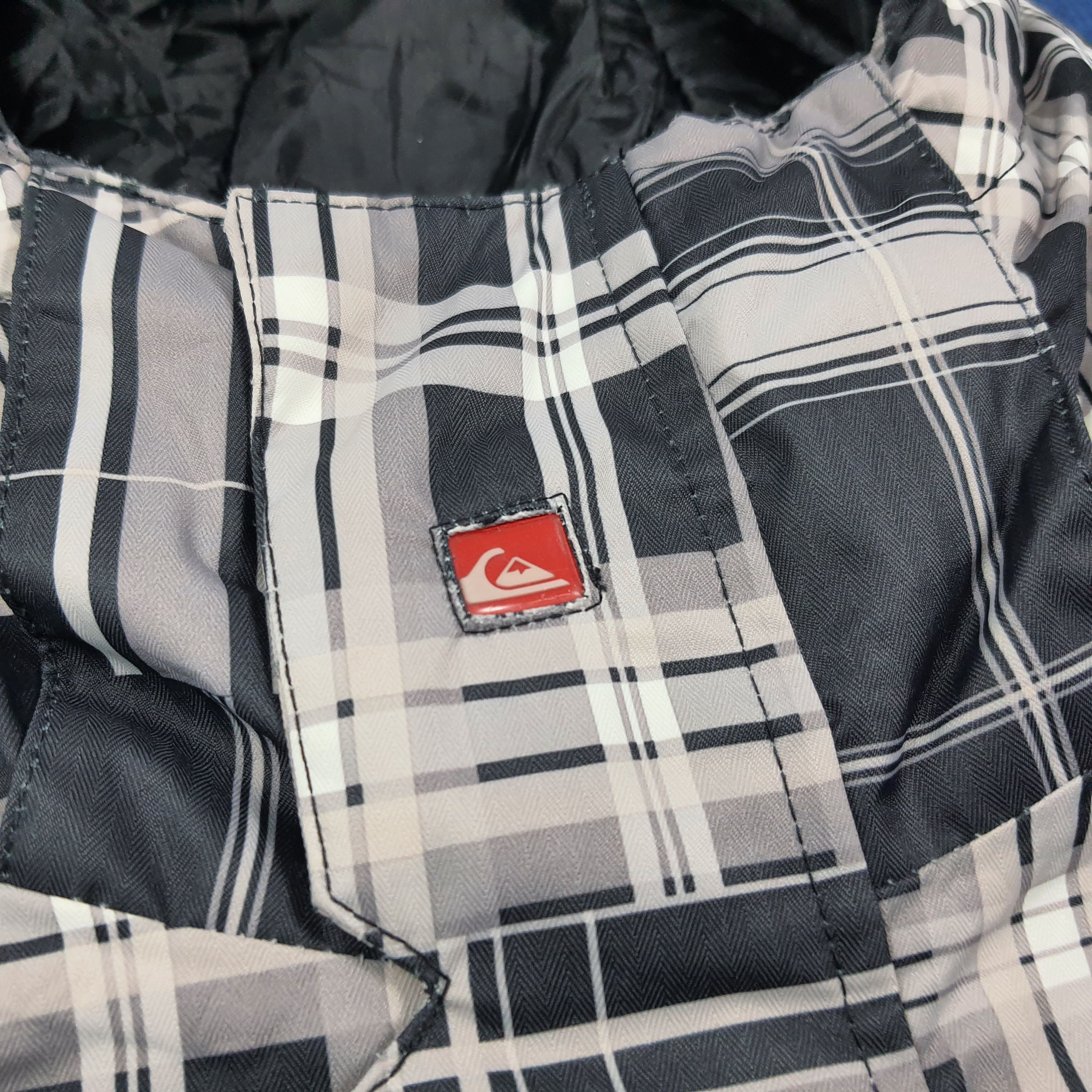 Quiksilver Vintage Quiksilver Snowboard Winter Technical Jacket C279N18 Size US L / EU 52-54 / 3 - 4 Thumbnail