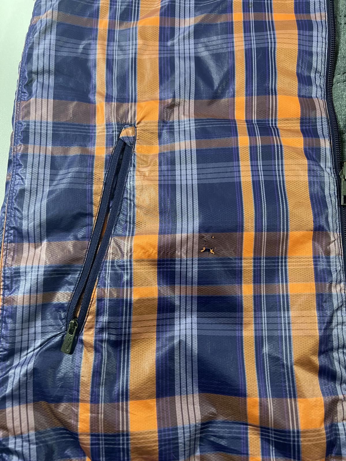 Nike Nike Men's Plaid Puffer Vest reversible Size US L / EU 52-54 / 3 - 3 Thumbnail