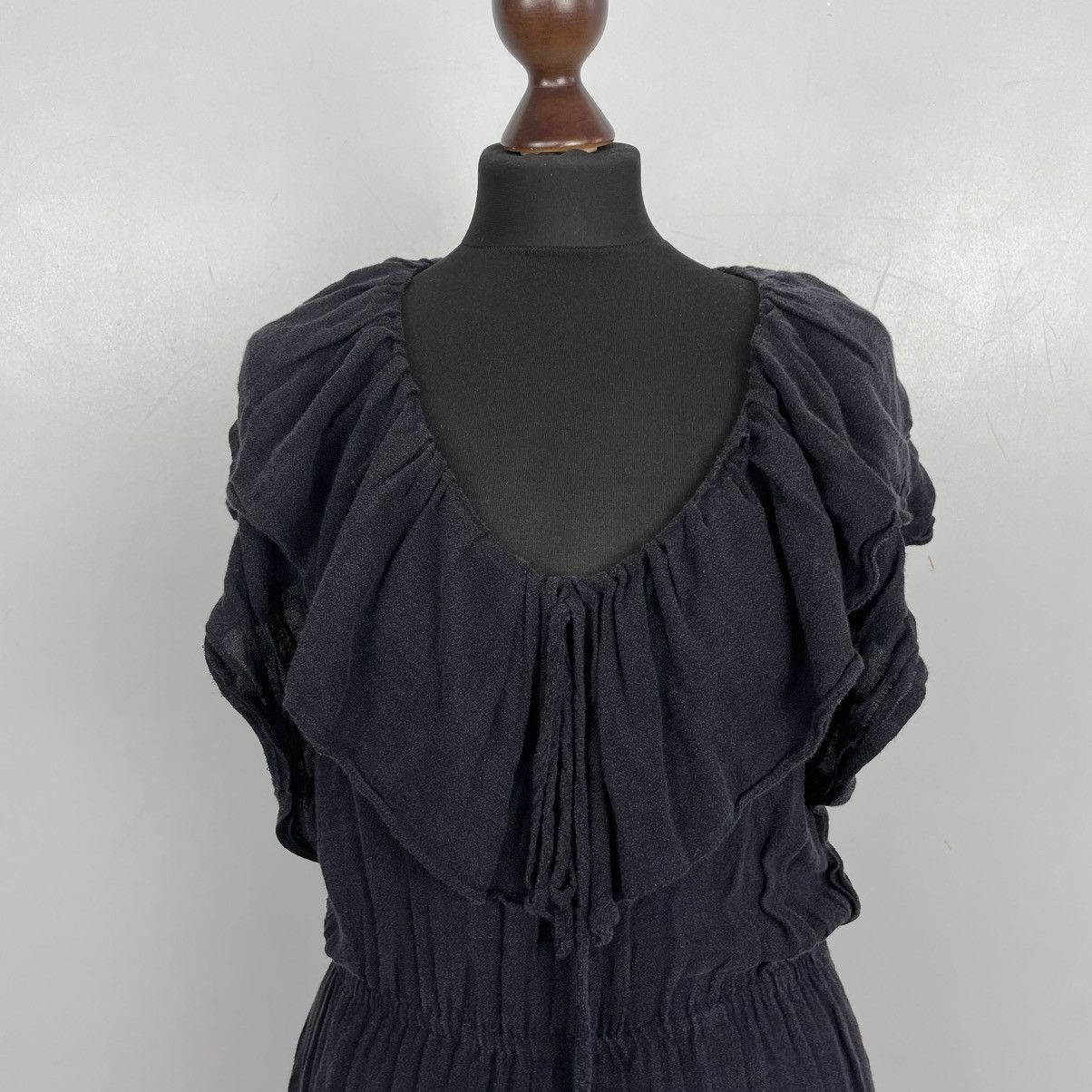 Sandro Sandro Mid-length Dress Style Avangarde Size XS / US 0-2 / IT 36-38 - 4 Thumbnail