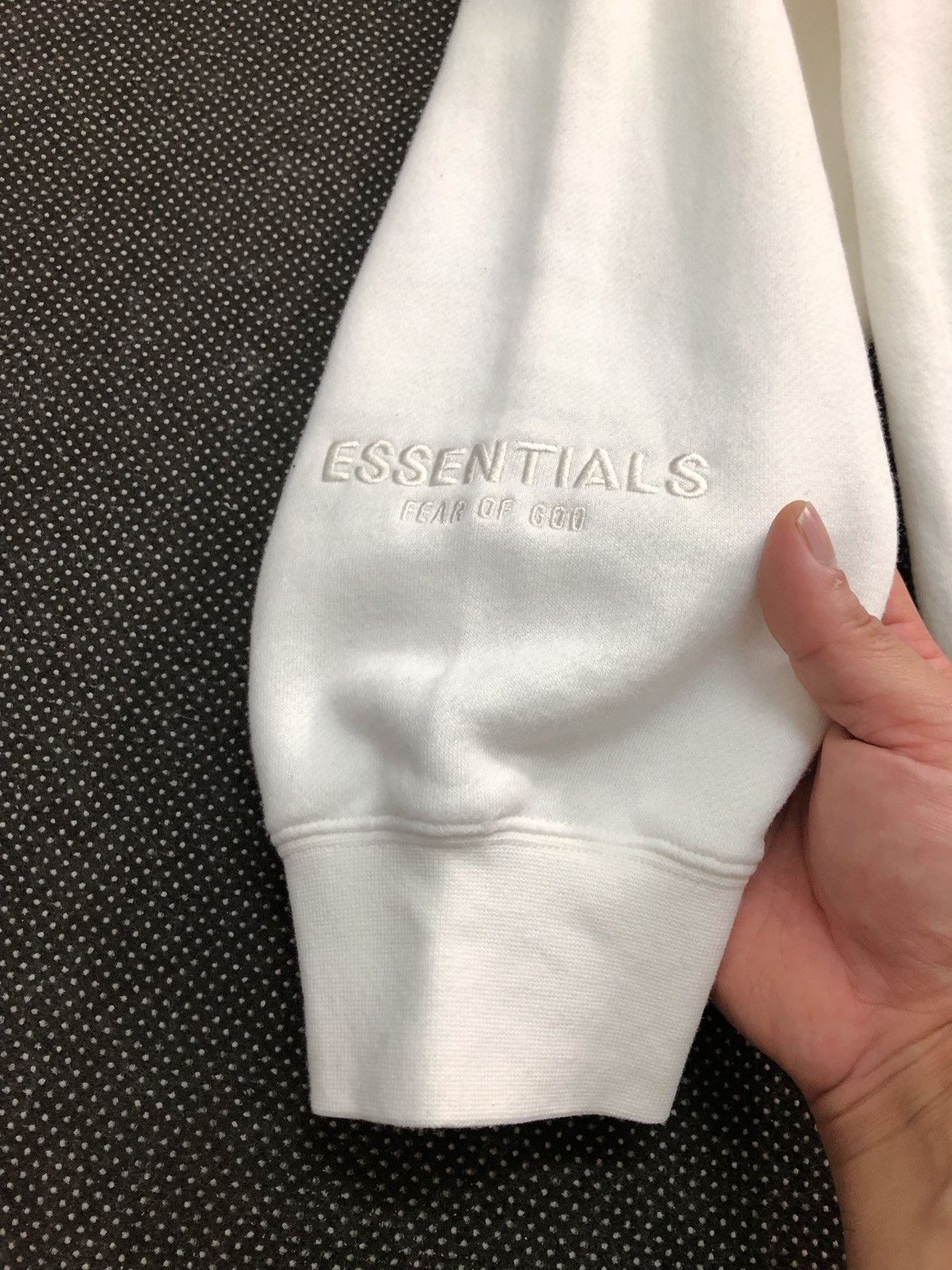 Fear of God ESSENTIALS SWEATSHIRT OVERSIZED Size US XXL / EU 58 / 5 - 4 Thumbnail