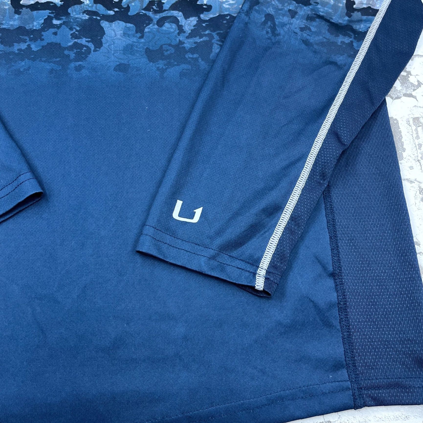Vintage Huk Shirt Men Large Blue Water Camo Tee Quick Dry Performance Fishing Adult Size US L / EU 52-54 / 3 - 3 Thumbnail