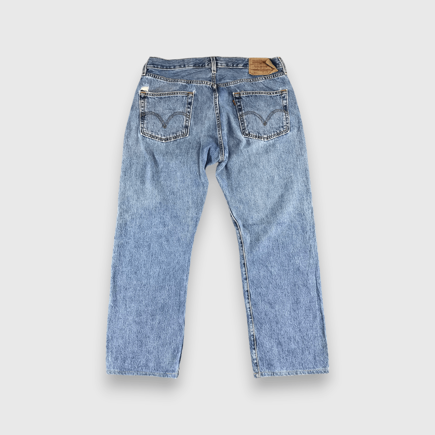 Levi's Vintage Levis 501 Jeans Faded Blue Stone Wash Denim -J526 Size US 36 / EU 52 - 2 Thumbnail
