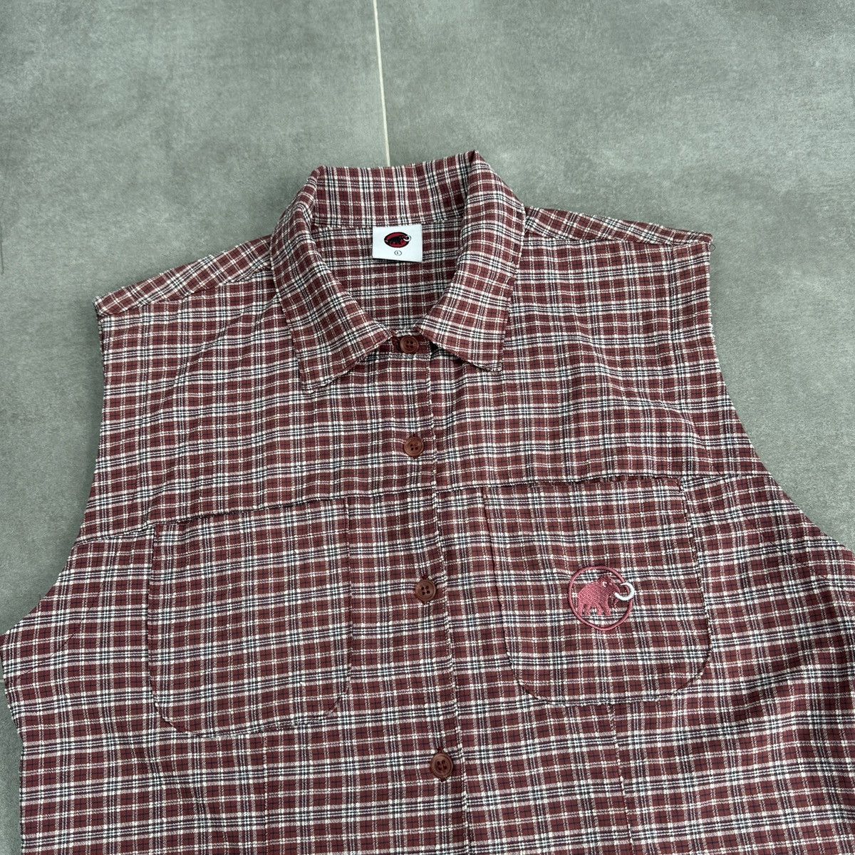 Mammut × Vintage Vintage Mammut Women Sleeveless Button Shirt Size L Size L / US 10 / IT 46 - 4 Thumbnail