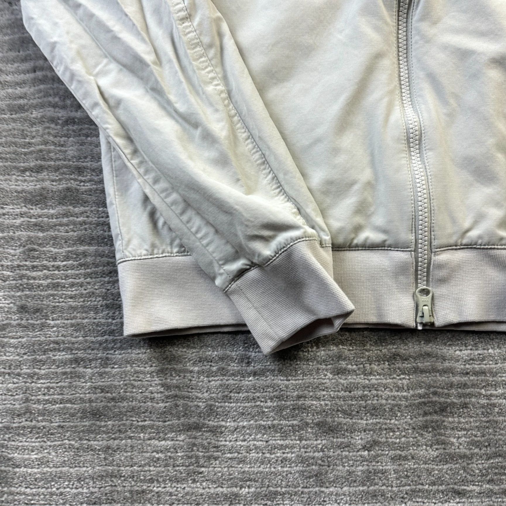 Nike Nike Jacket Mens Small Beige Tan Cream Bomber Woven Windbreaker Unlined Full Zip Pockets Size US S / EU 44-46 / 1 - 5 Thumbnail