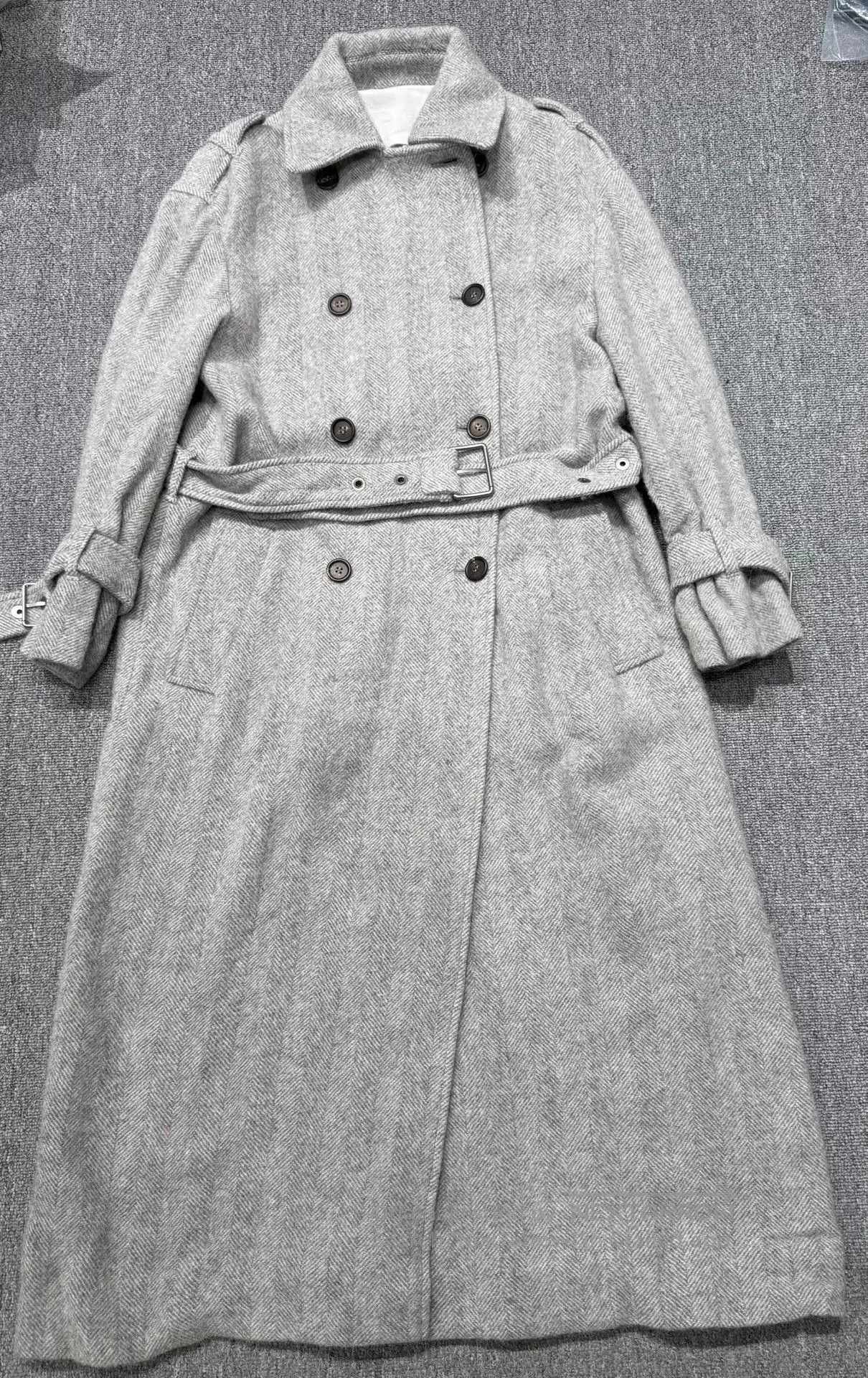 Brunello Cucinelli Brunello Cucinelli Gray Herringbone Wool Coat. Size US XXS / EU 40 - 1 Thumbnail