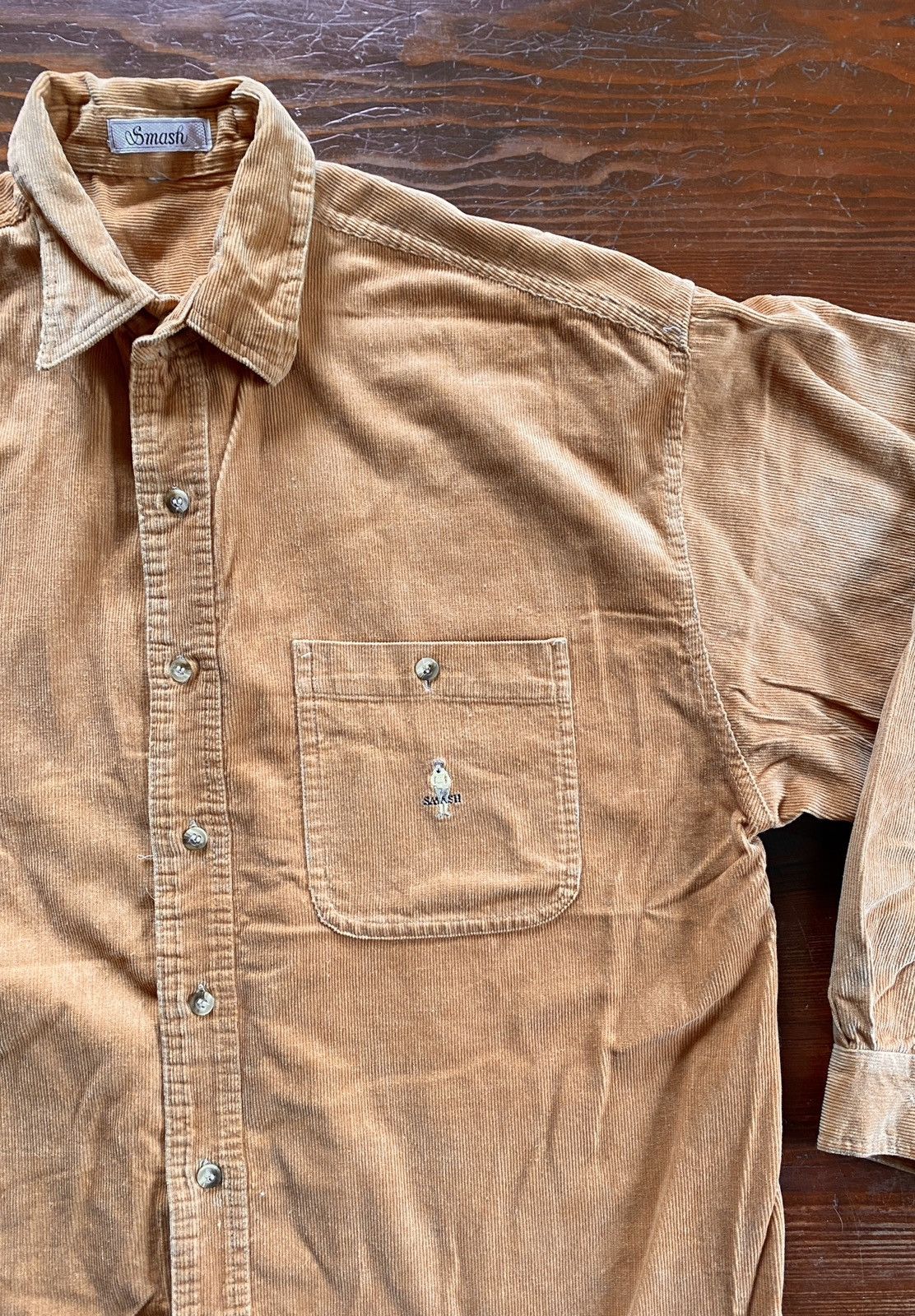 Vintage Vintage 80’s Smash Tan Camel Corduroy Button Up Shirt Size US XL / EU 56 / 4 - 1 Thumbnail