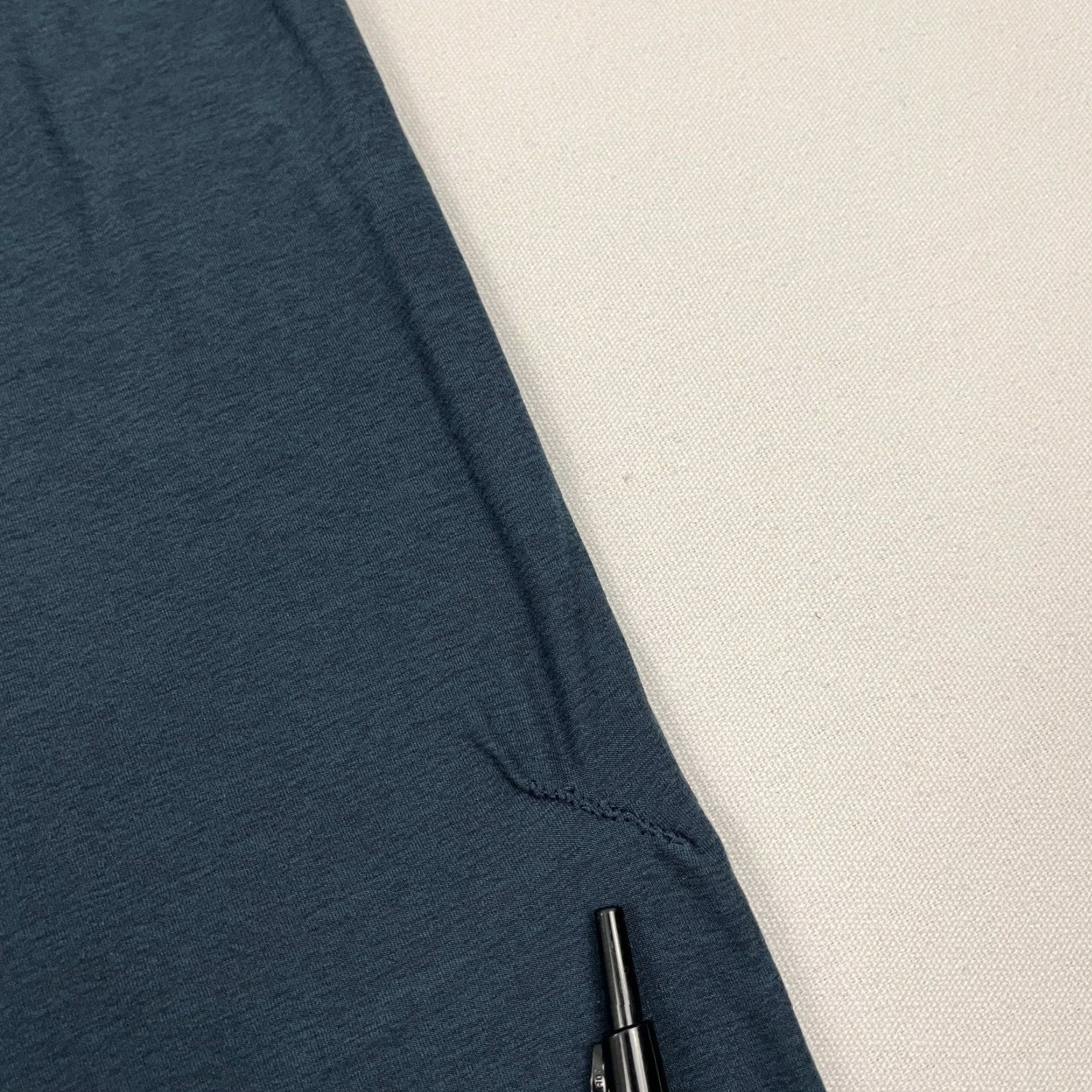 Vuori Vuori Strato Tech Polo Shirt Men L Navy Blue Active Golf Performance Casual Size US L / EU 52-54 / 3 - 6 Thumbnail