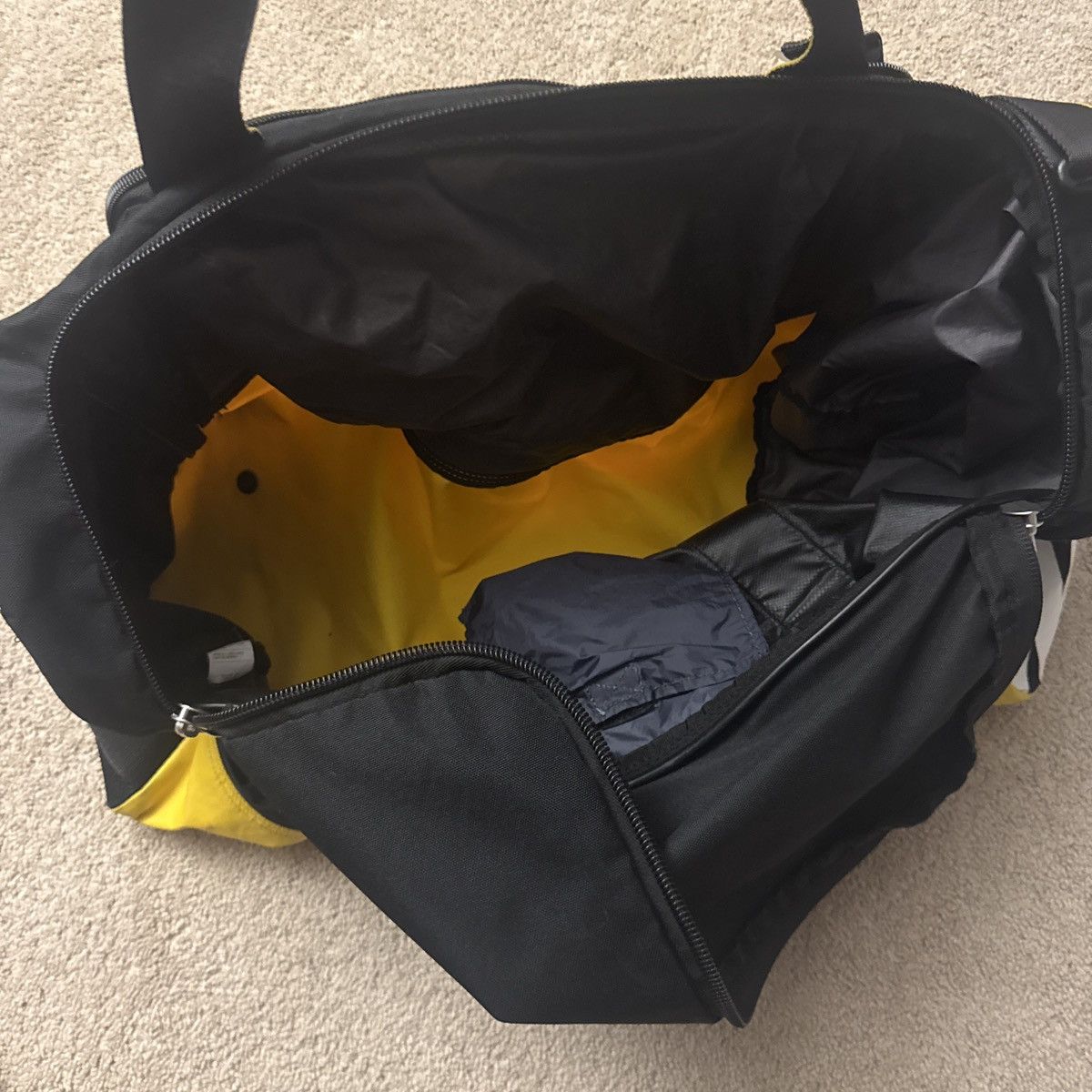 Nike Nike bag (rare) Size ONE SIZE - 4 Thumbnail