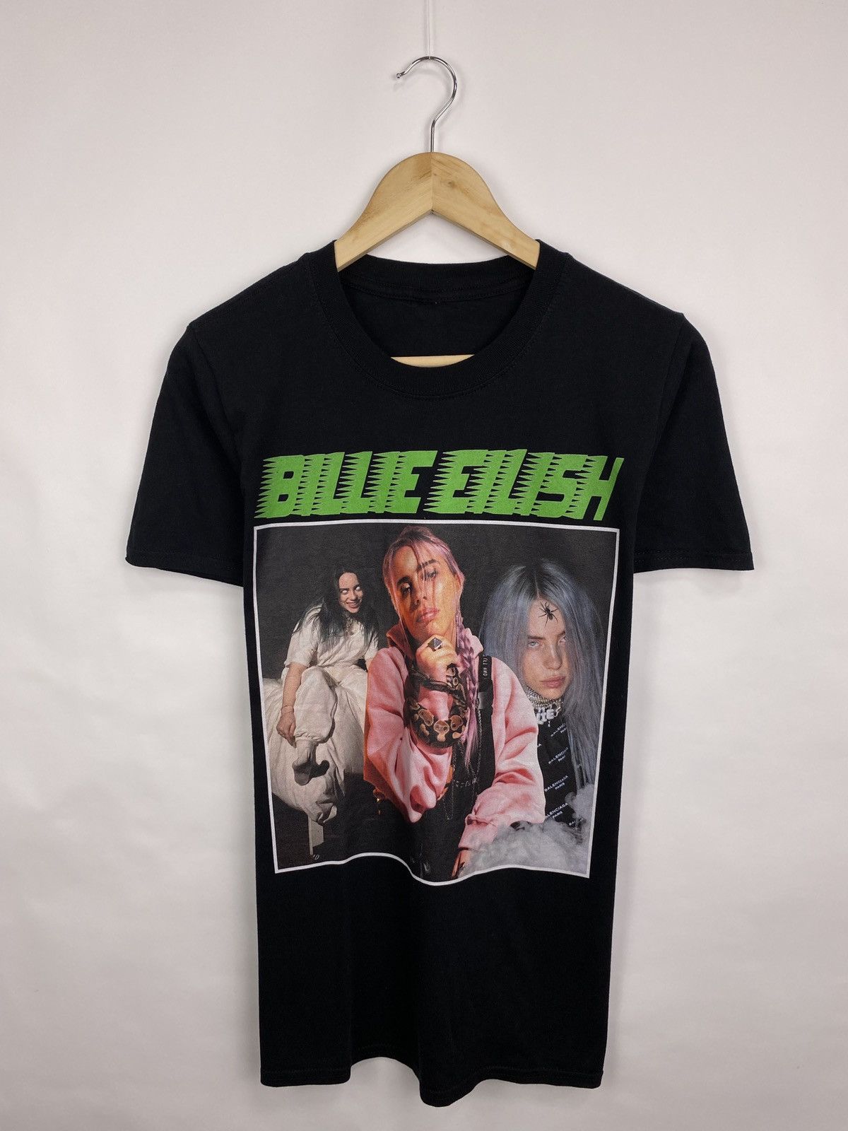 Band Tees × Billie Eilish × Rap Tees 🕷️ Billie Eilish Tarantula Big Image Boxy T-Shirt Rare Retro Size US M / EU 48-50 / 2 - 3 Thumbnail